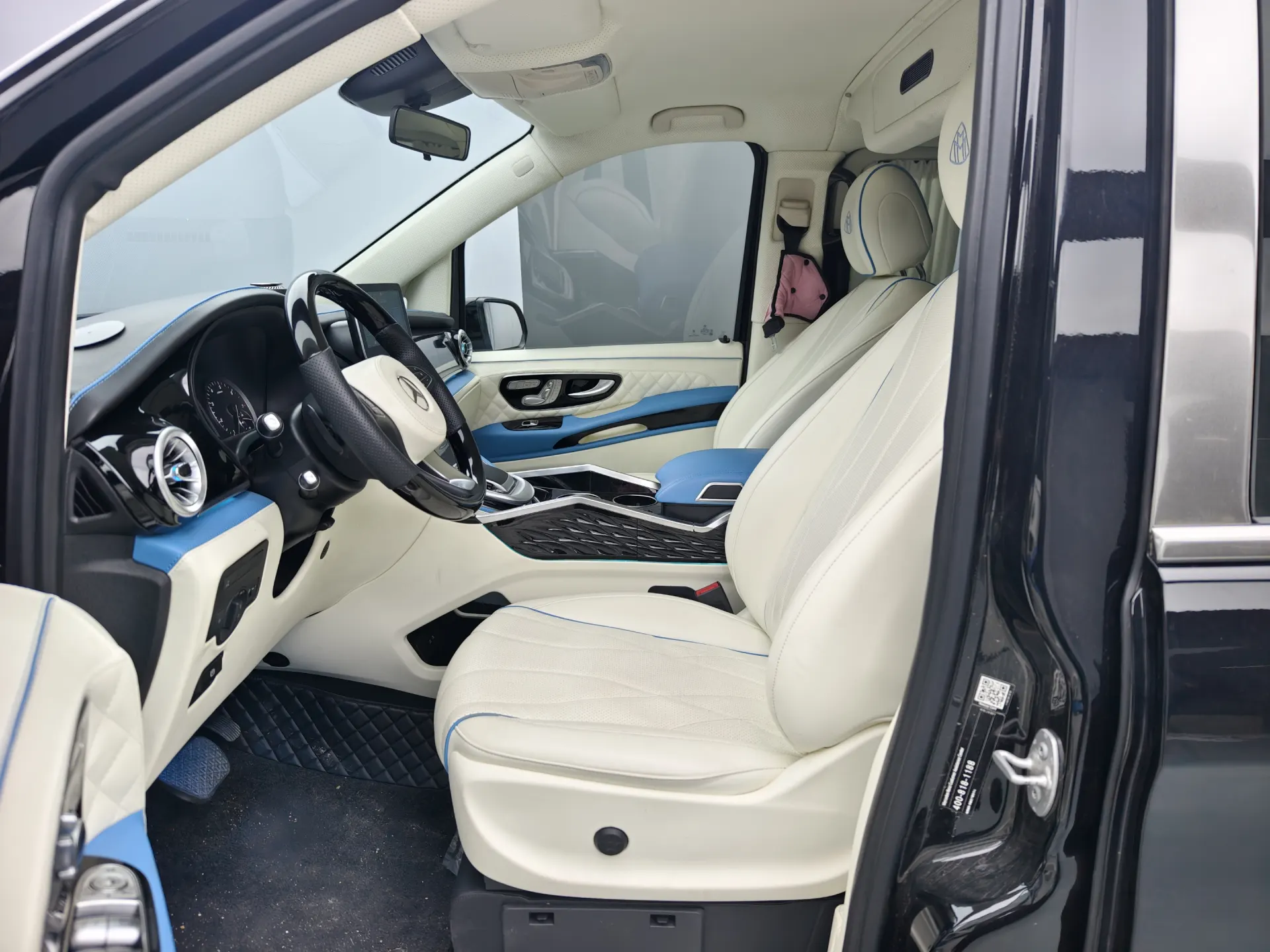 Mercedes-Benz Vito, 2023 14