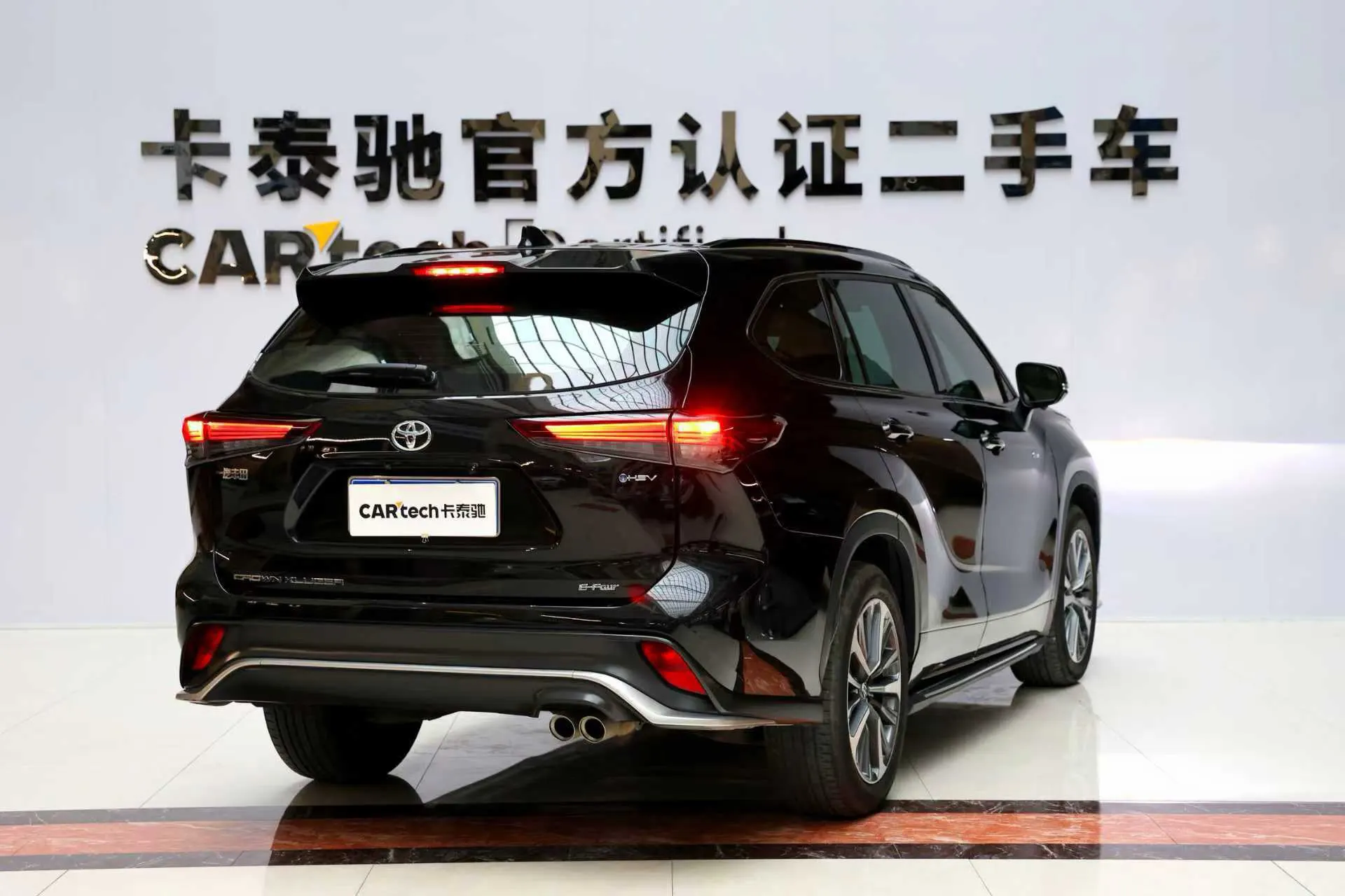 Toyota Crown, 2025 все фото