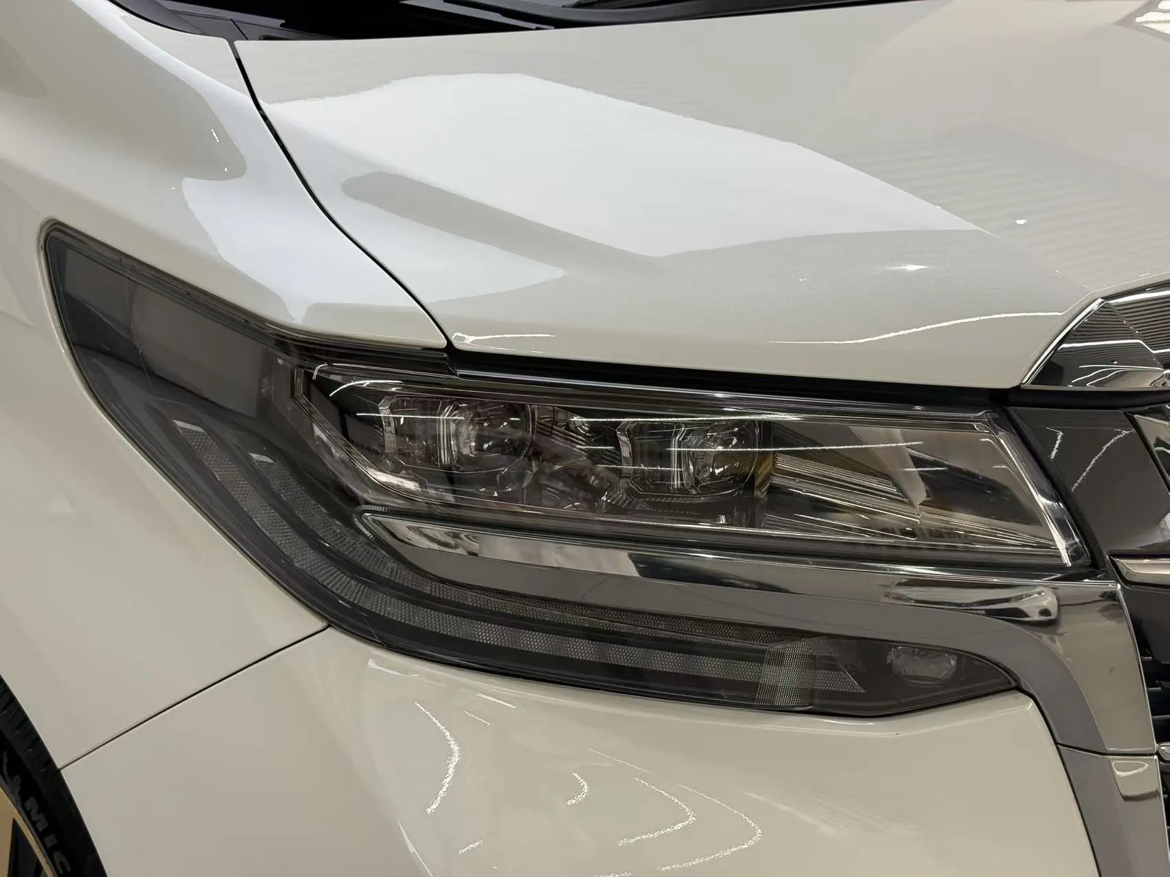 Toyota Alphard, 2020 4