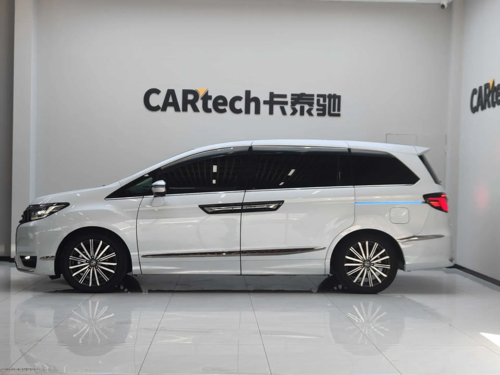 Honda Elysion, 2024 8