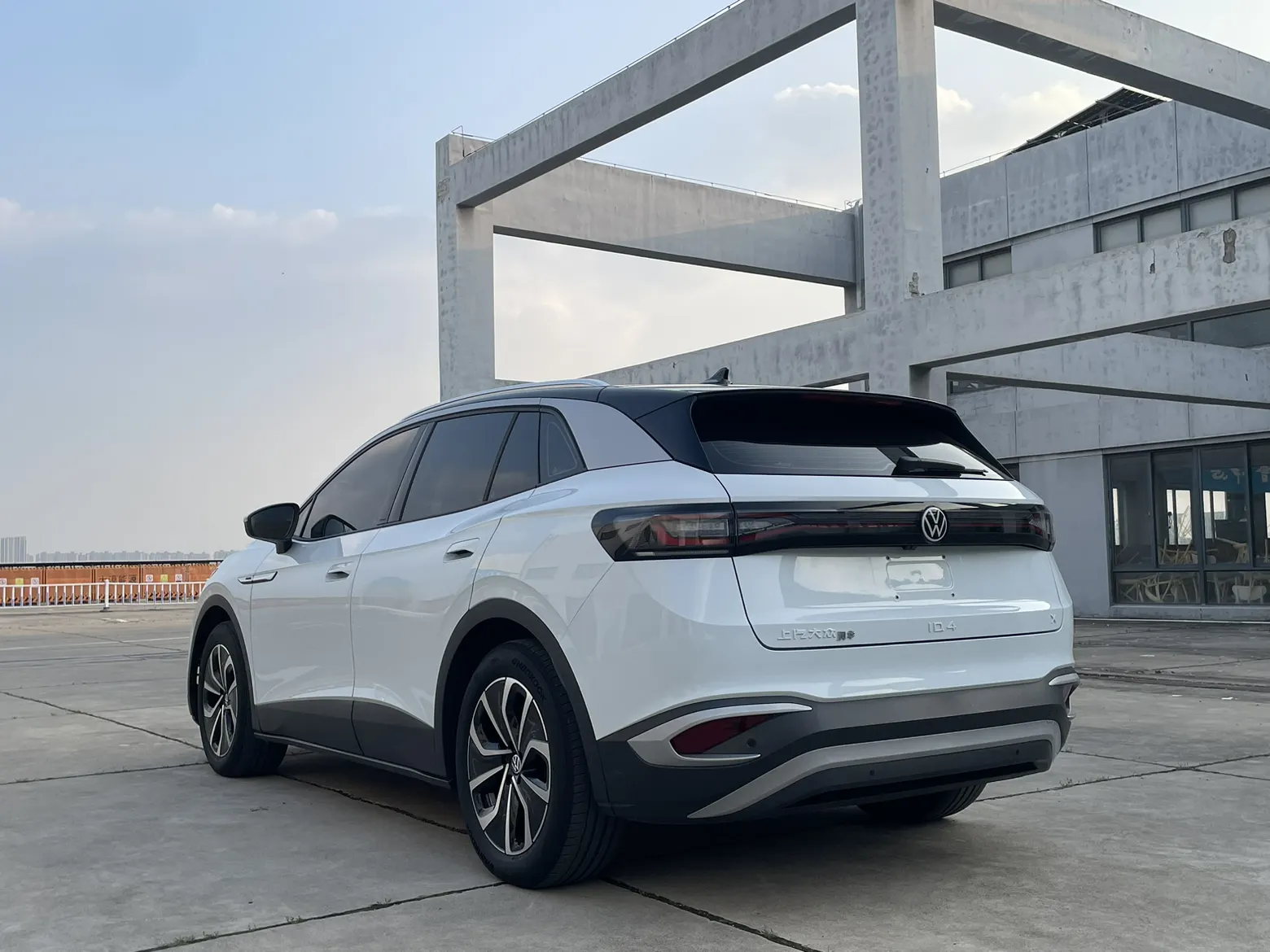 Volkswagen ID.4, 2023 6