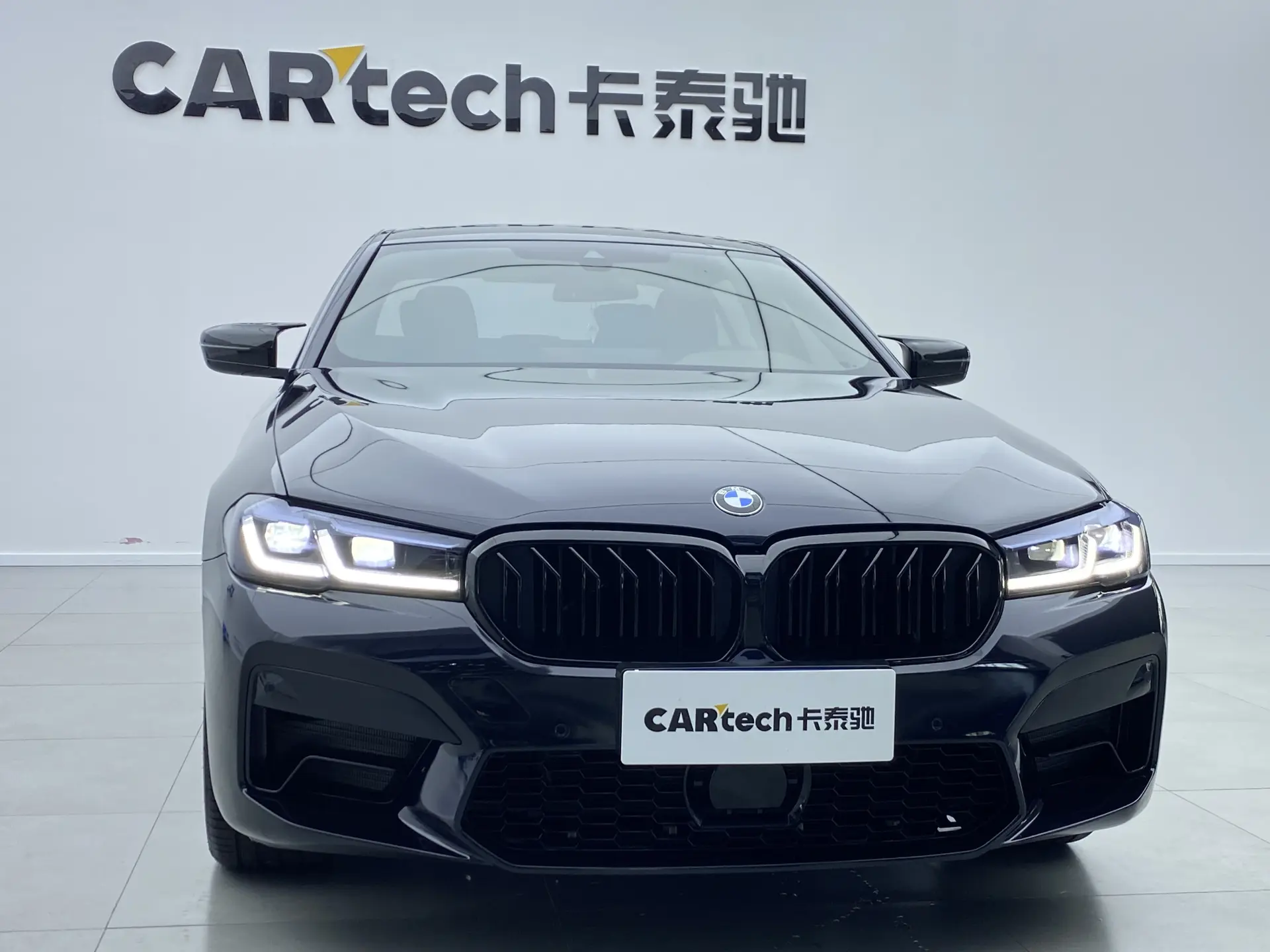 BMW 530Li, 2022 30