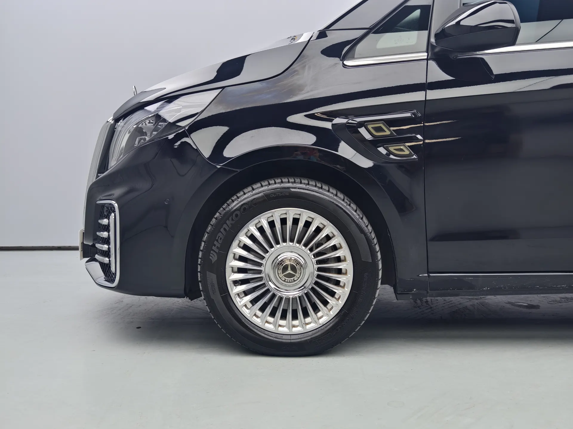 Mercedes-Benz Vito, 2023 6