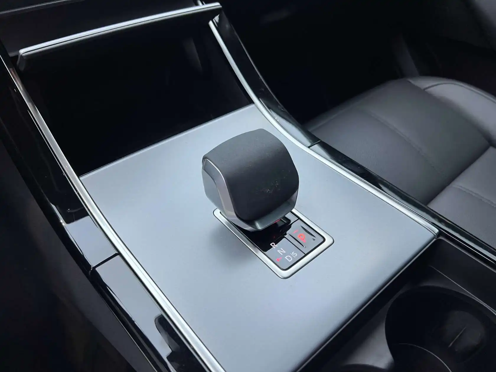 Land Rover Range Rover, 2024 9
