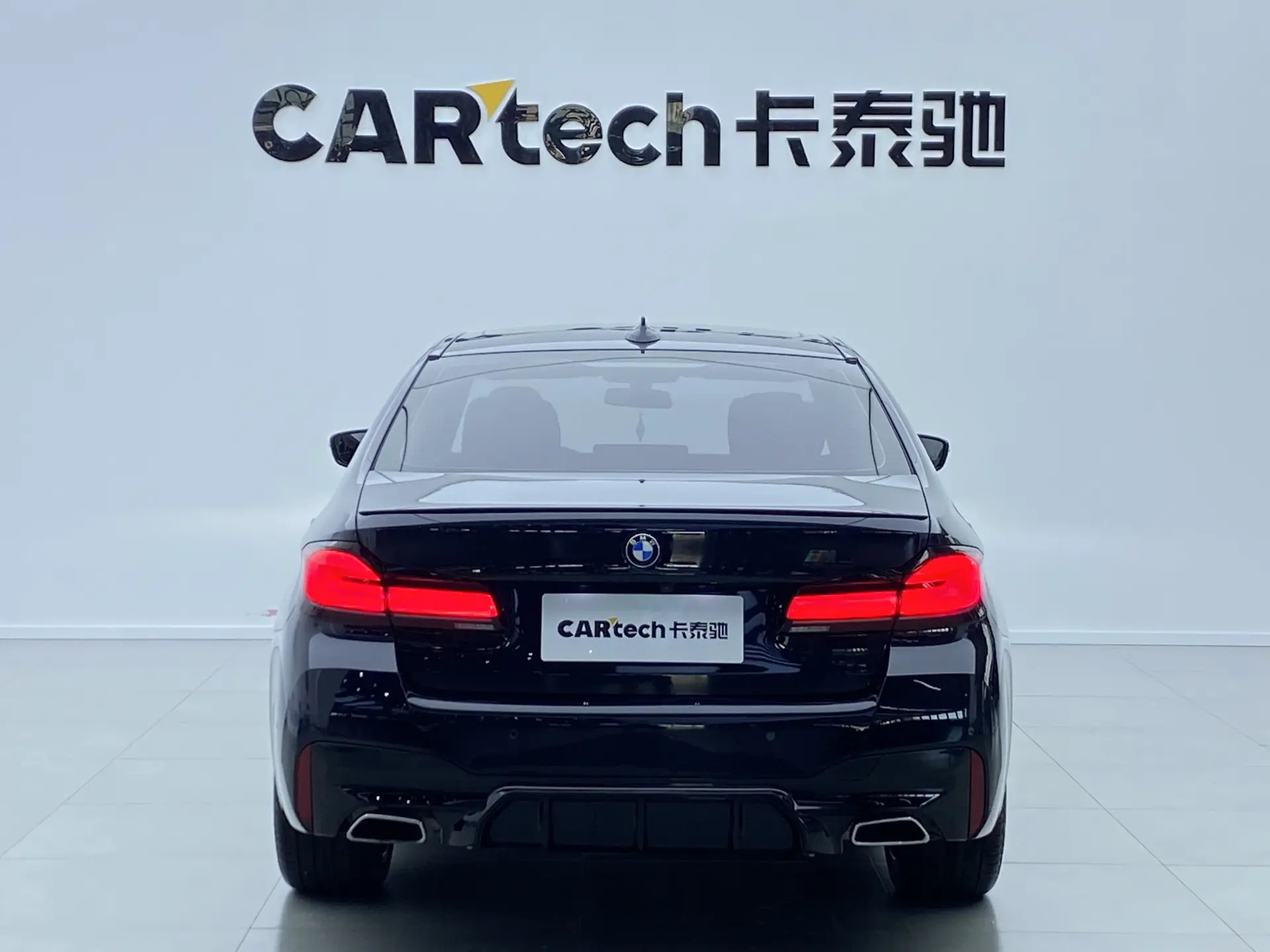 BMW 530Li, 2022 4