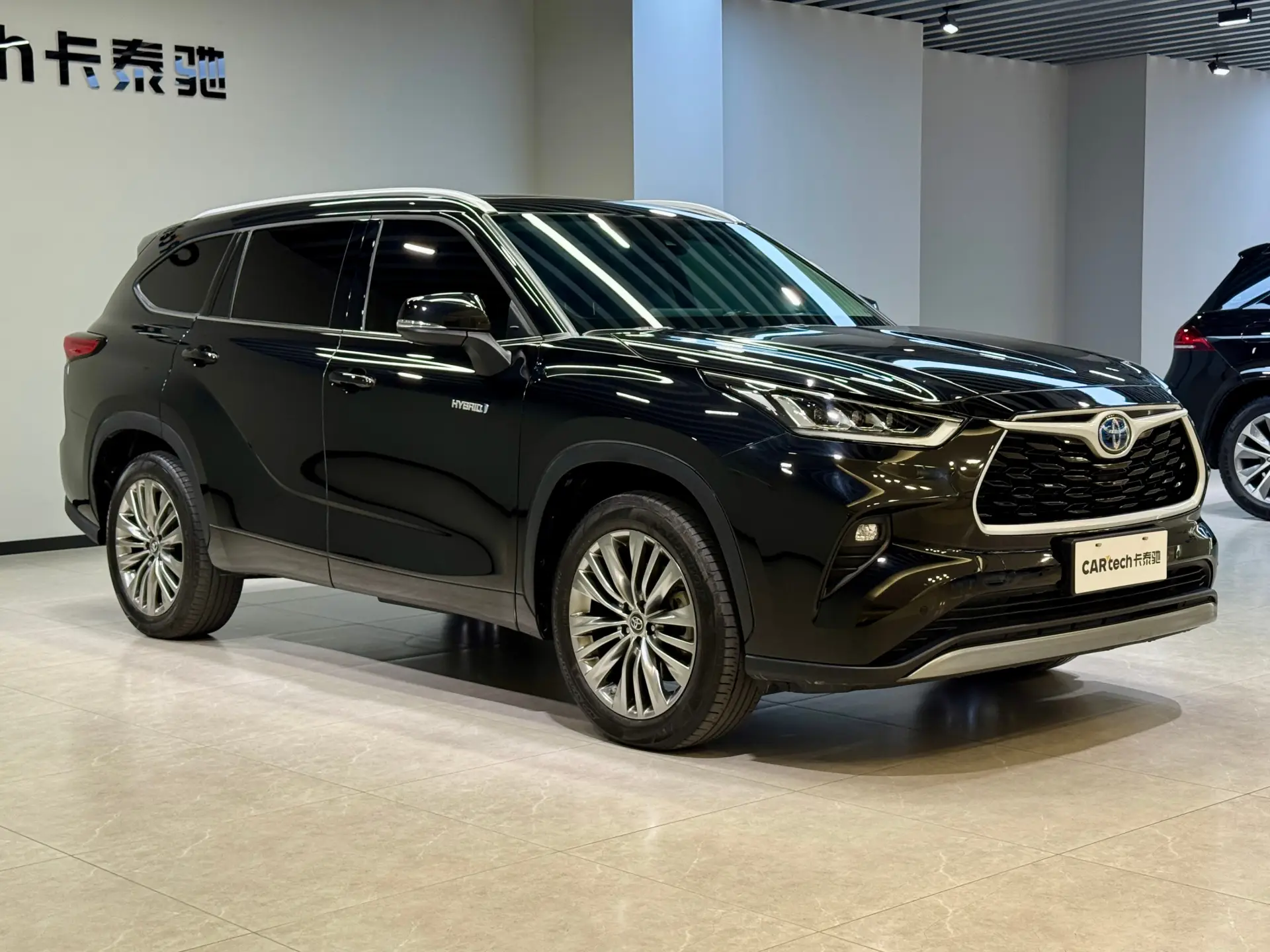 Toyota Highlander, 2022 3