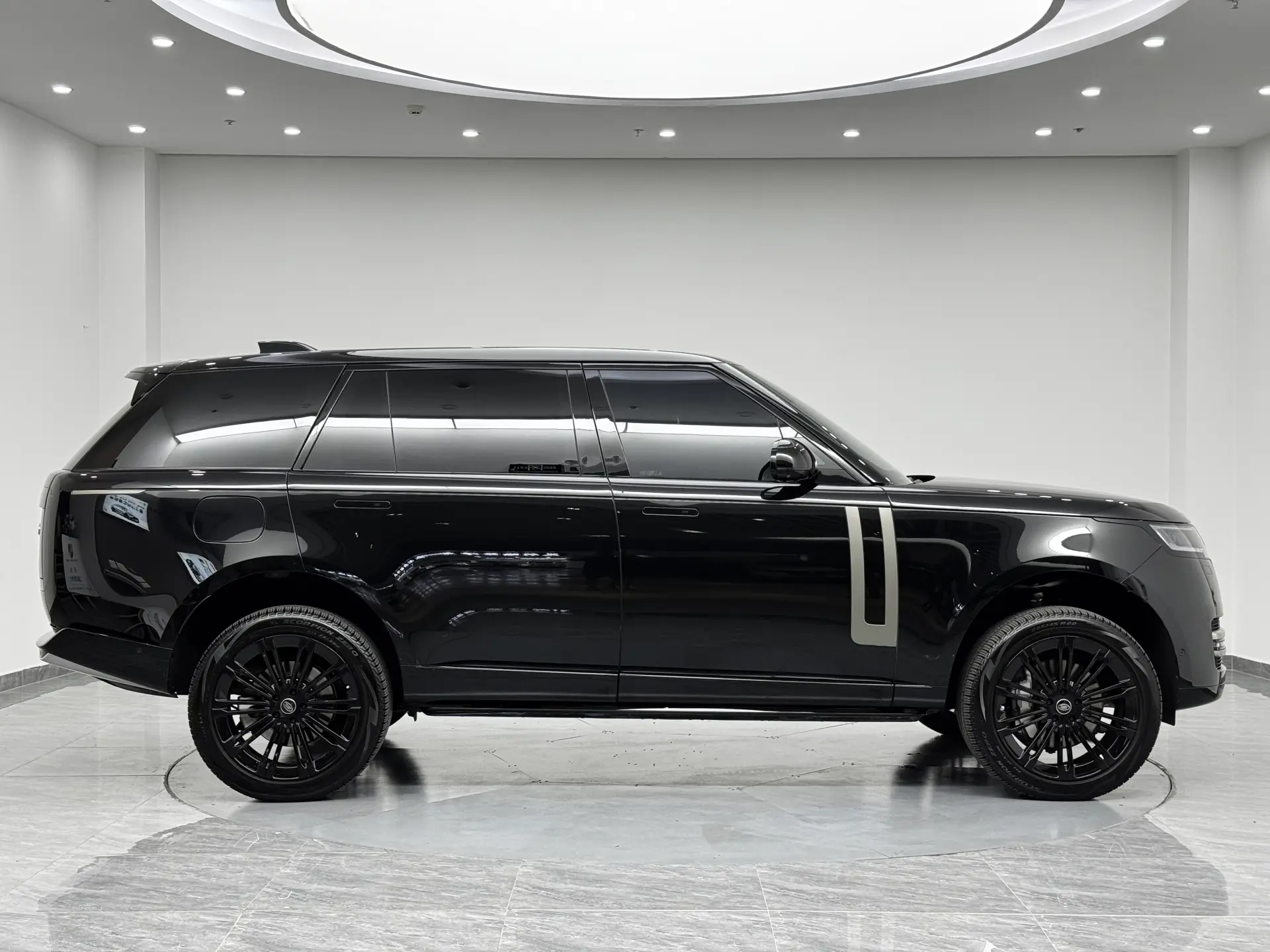 Land Rover Range Rover, 2024 11