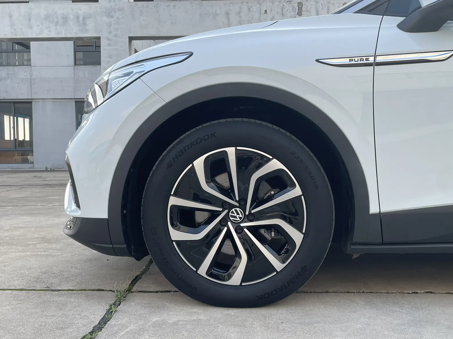 Volkswagen ID.4, 2023 8