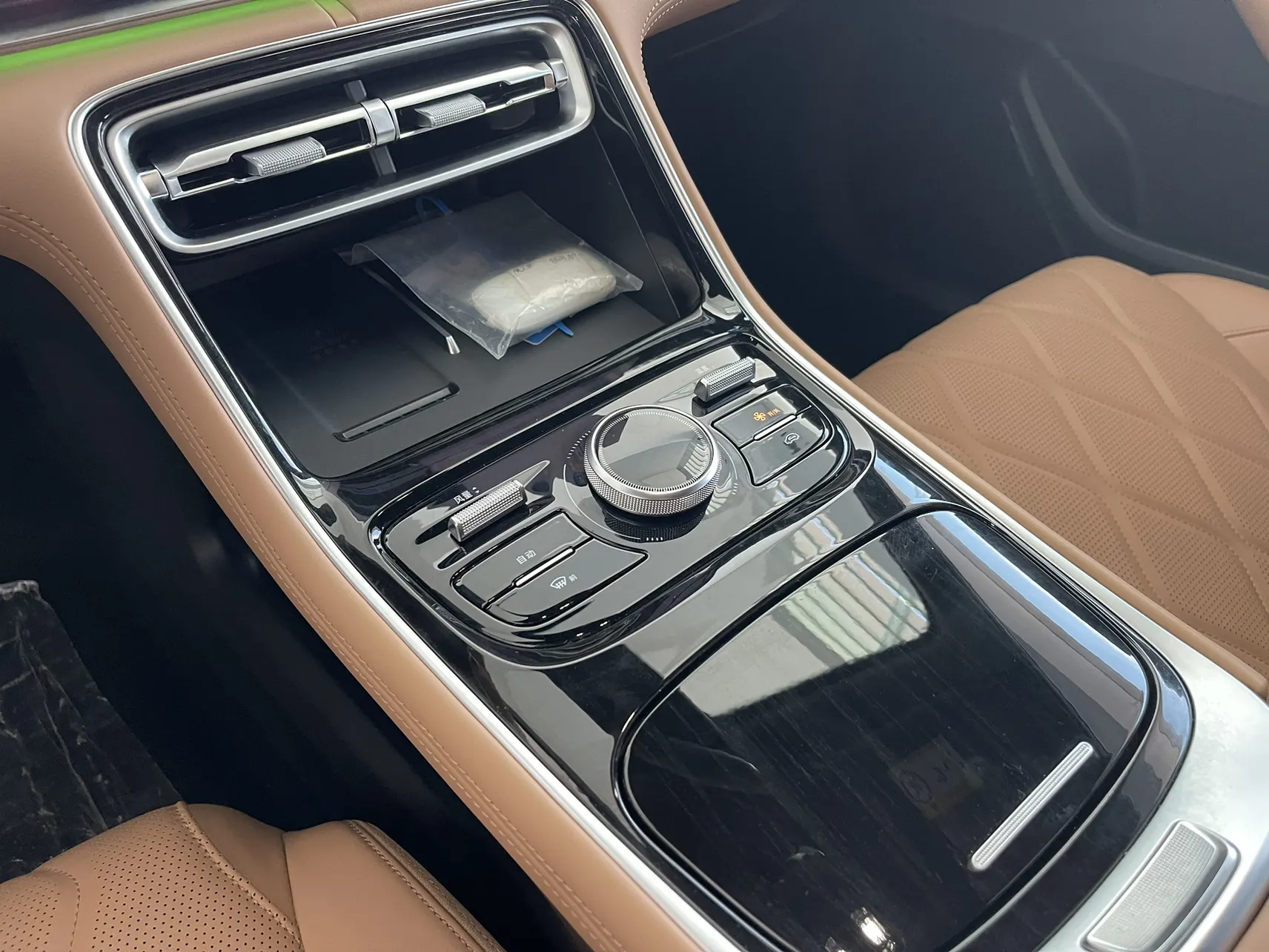 Geely Galaxy A7, 2025 15