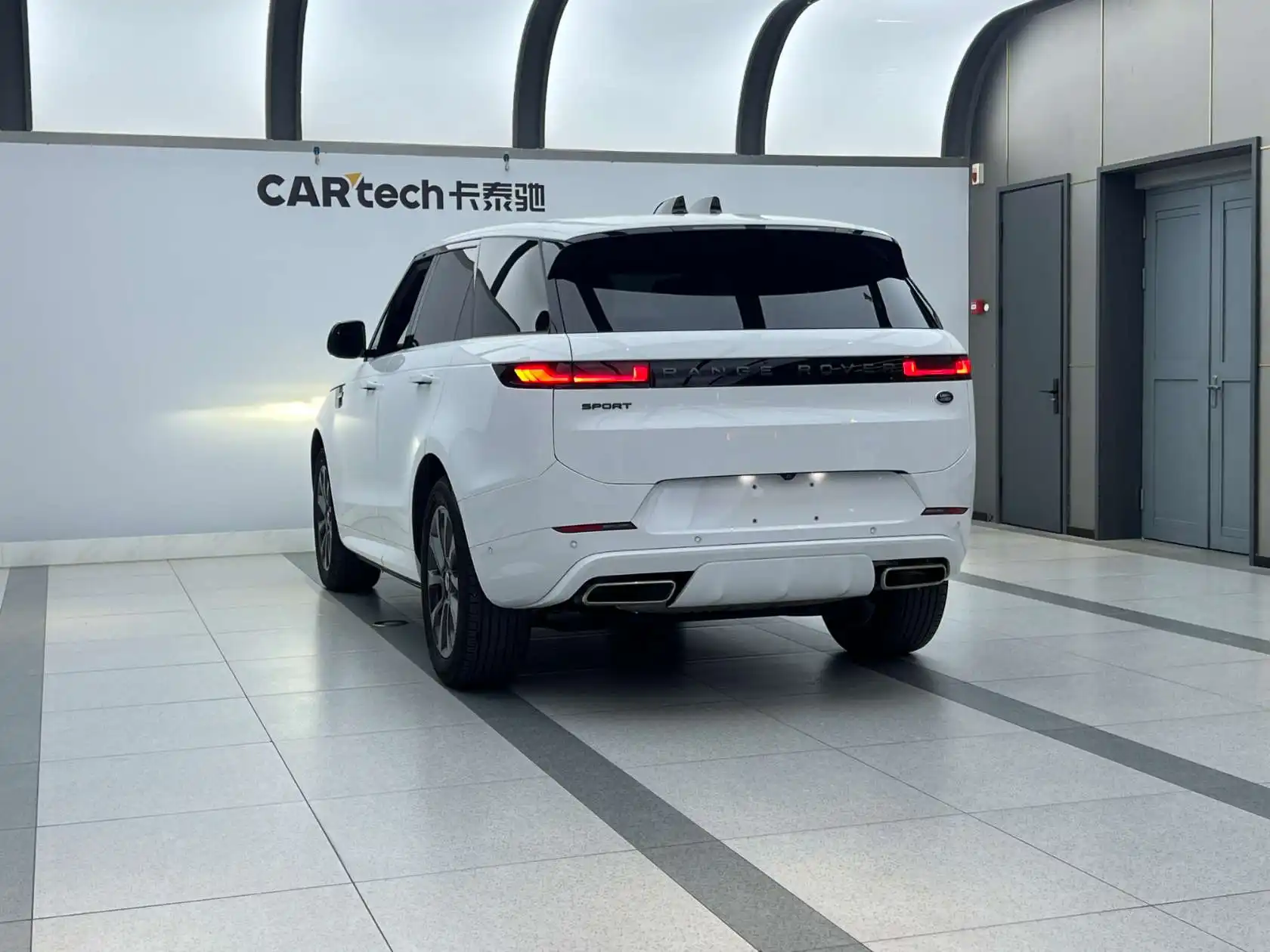 Land Rover Range Rover Sport, 2023 4