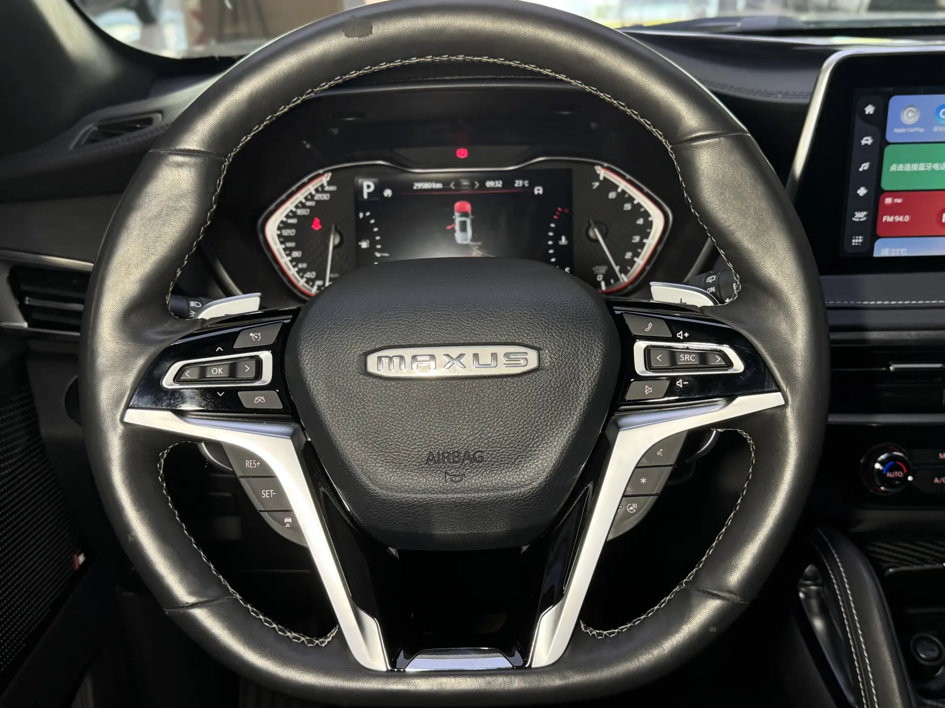 Maxus D90, 2022 14