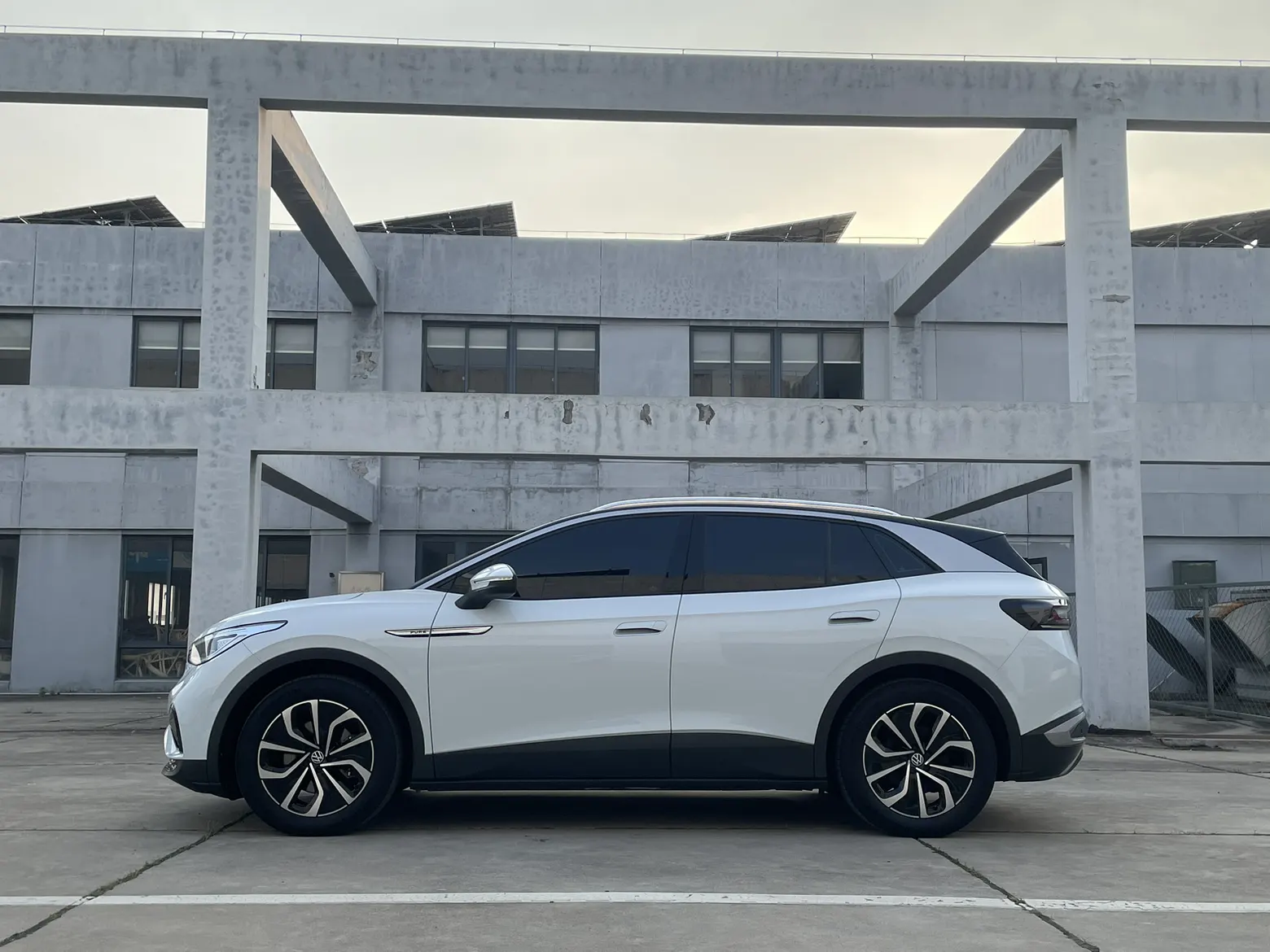 Volkswagen ID.4, 2023 7