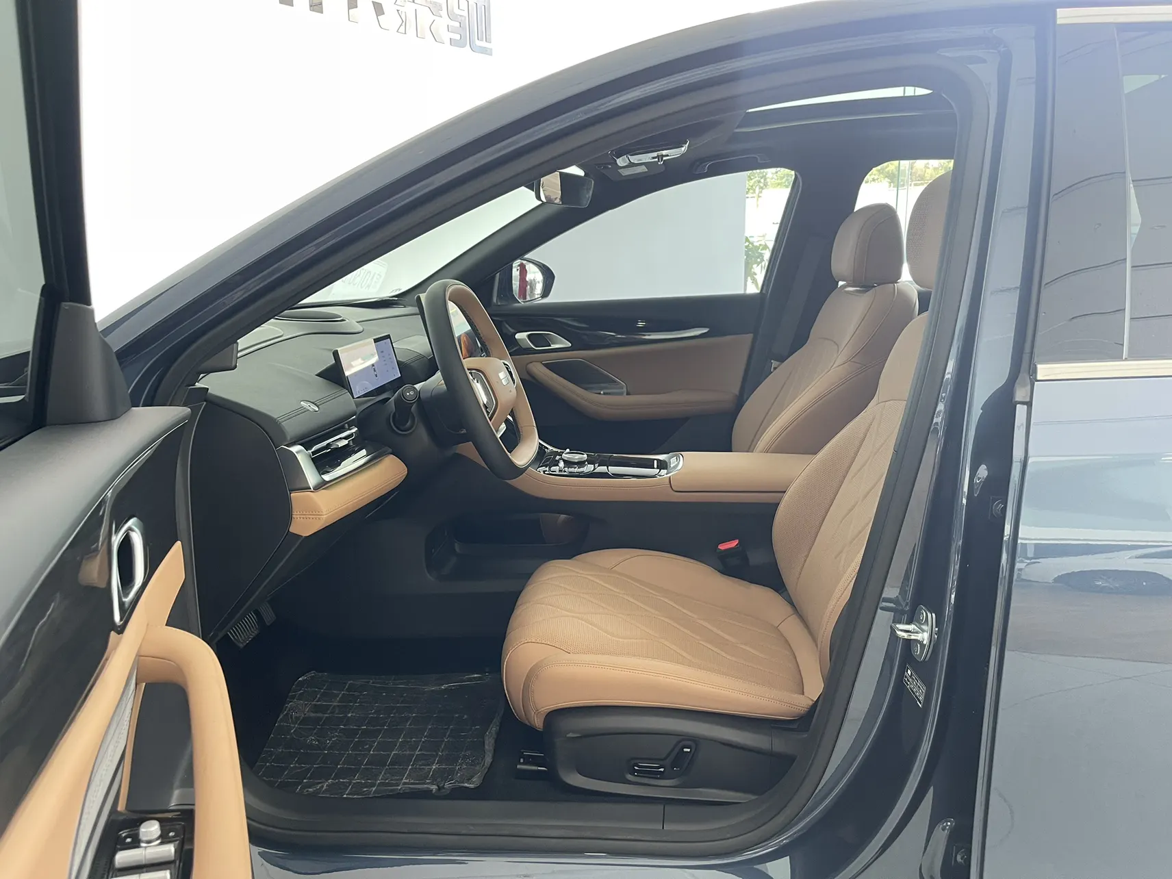 Geely Galaxy A7, 2025 12