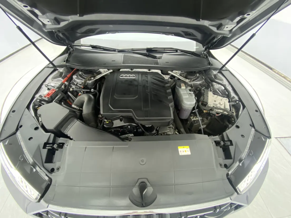 Audi A7L 45 TFSI, 2023 12