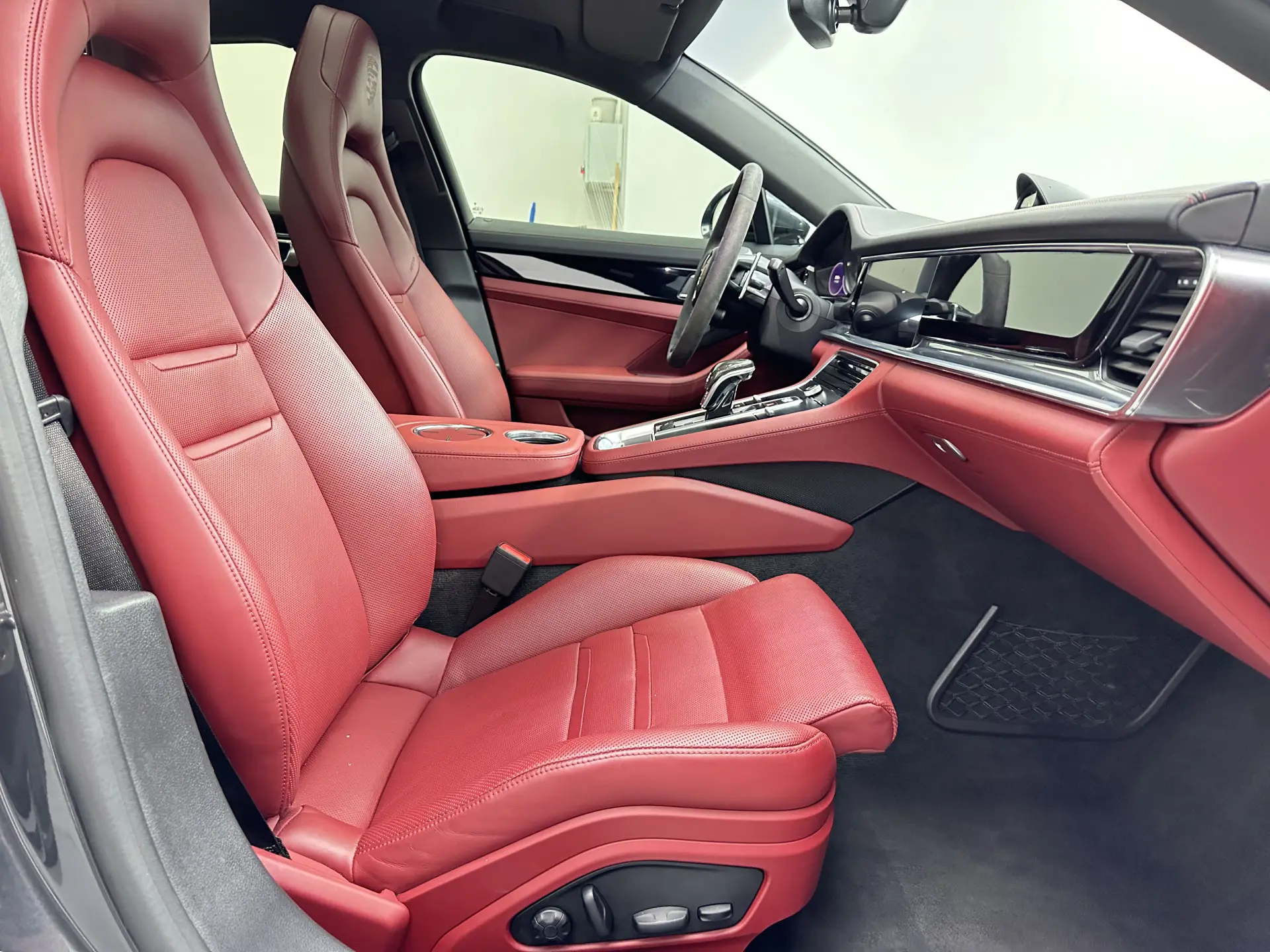 Porsche Panamera, 2023 21