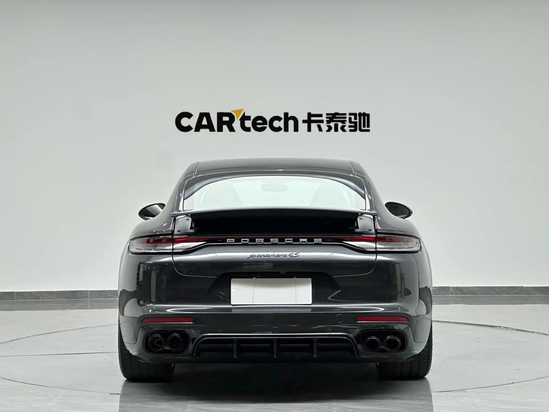 Porsche Panamera, 2023 7