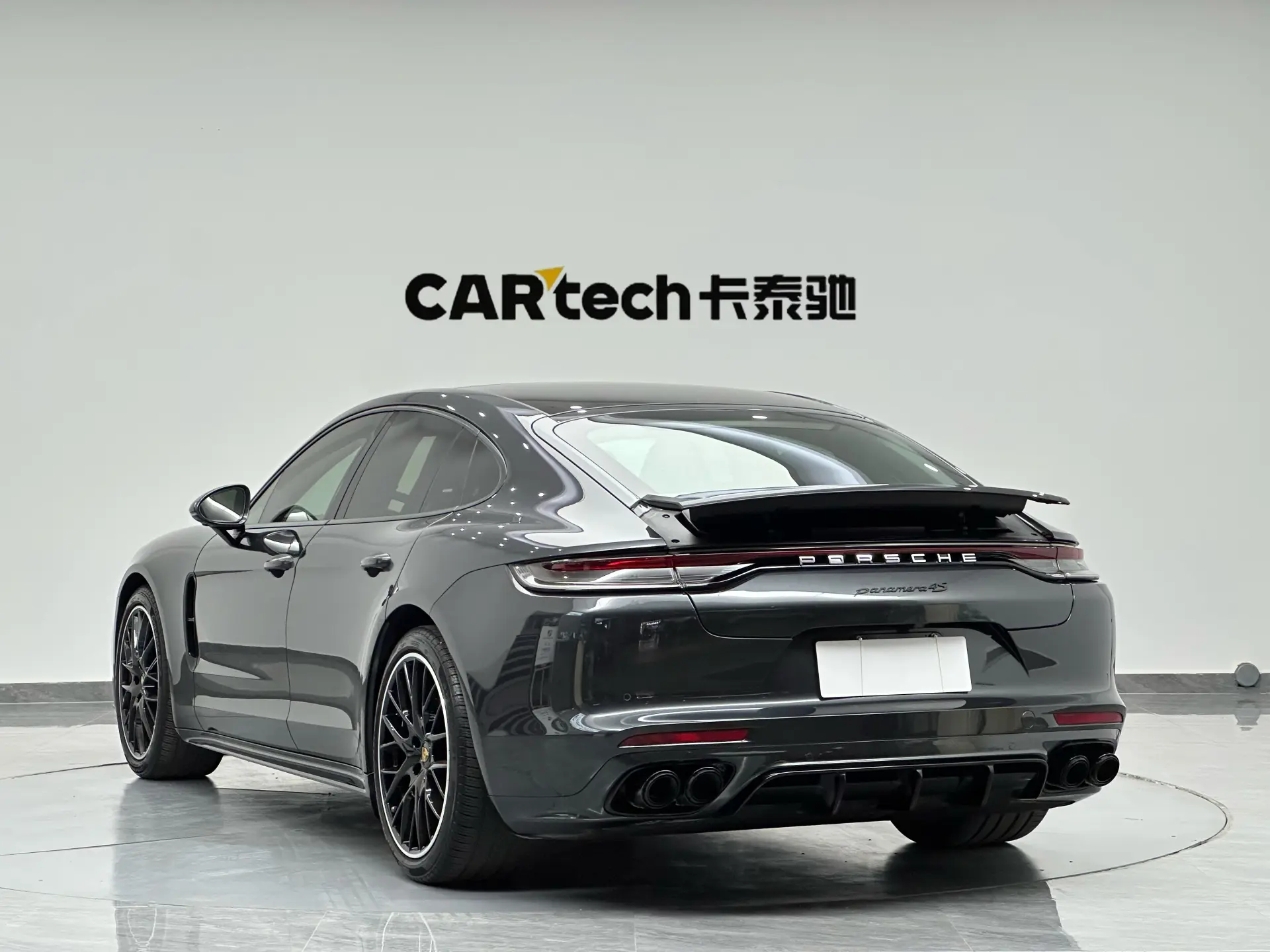 Porsche Panamera, 2023 6