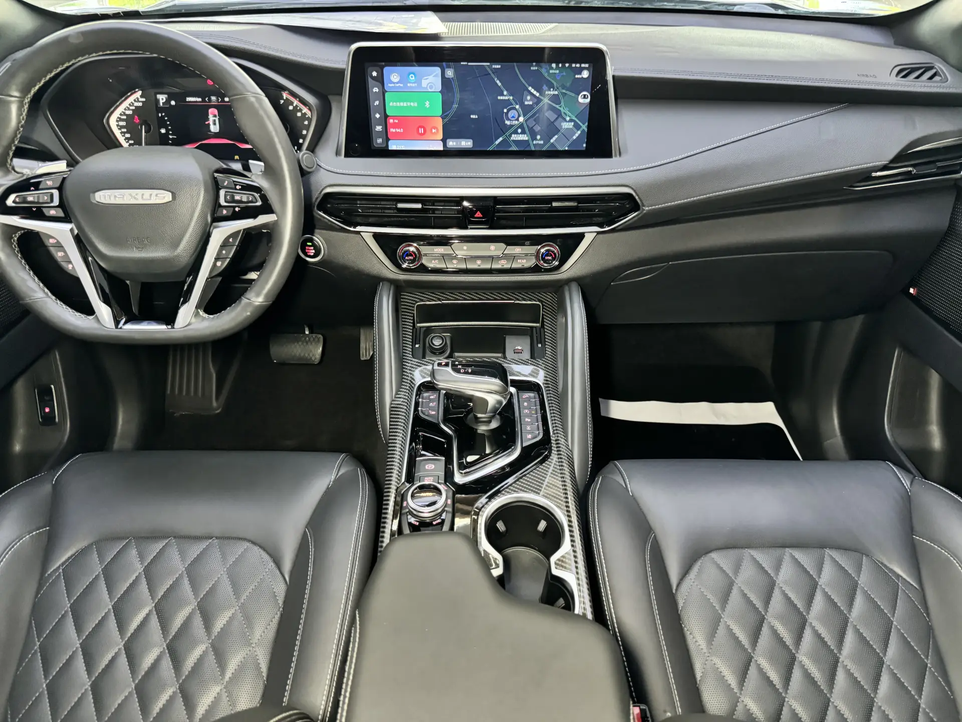 Maxus D90, 2022 13