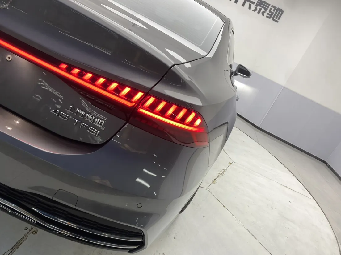 Audi A7L 45 TFSI, 2023 10
