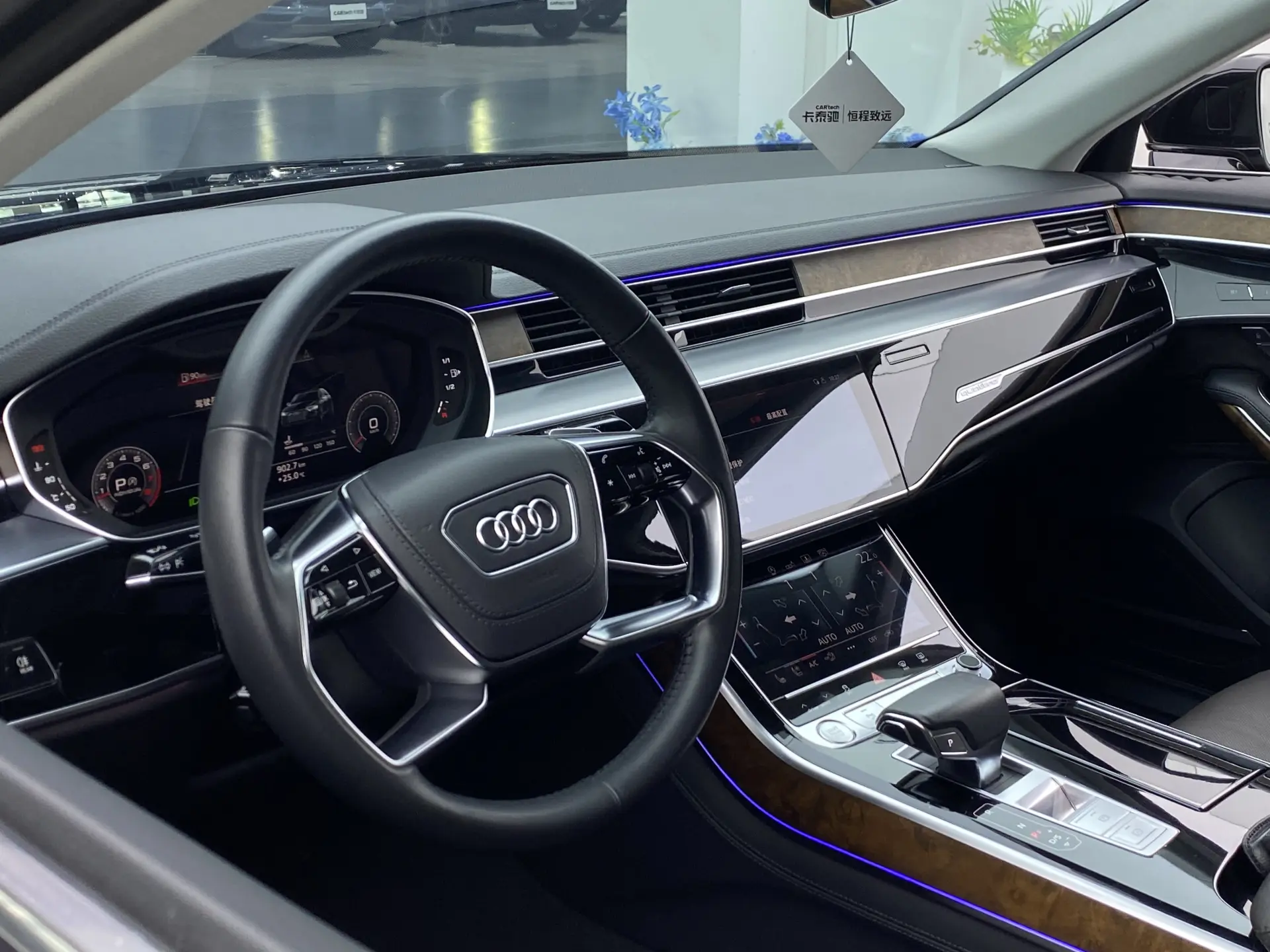 Audi A8L 50 TFSI, 2020 28