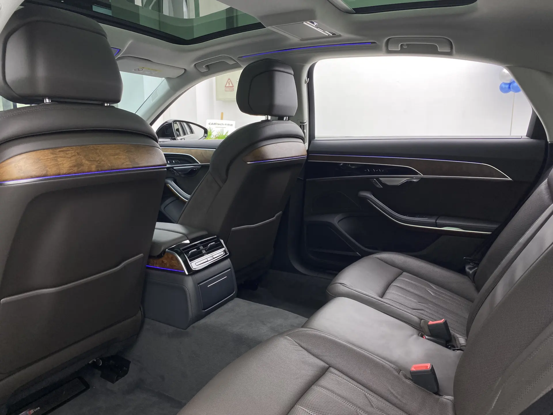 Audi A8L 50 TFSI, 2020 7