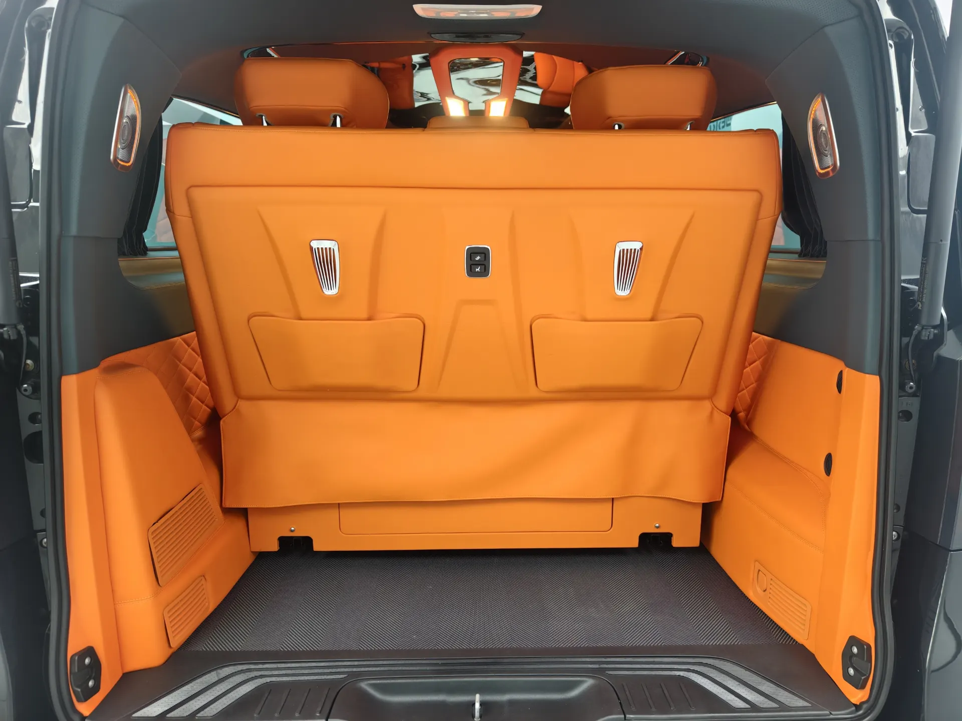 Mercedes-Benz Vito, 2023 20