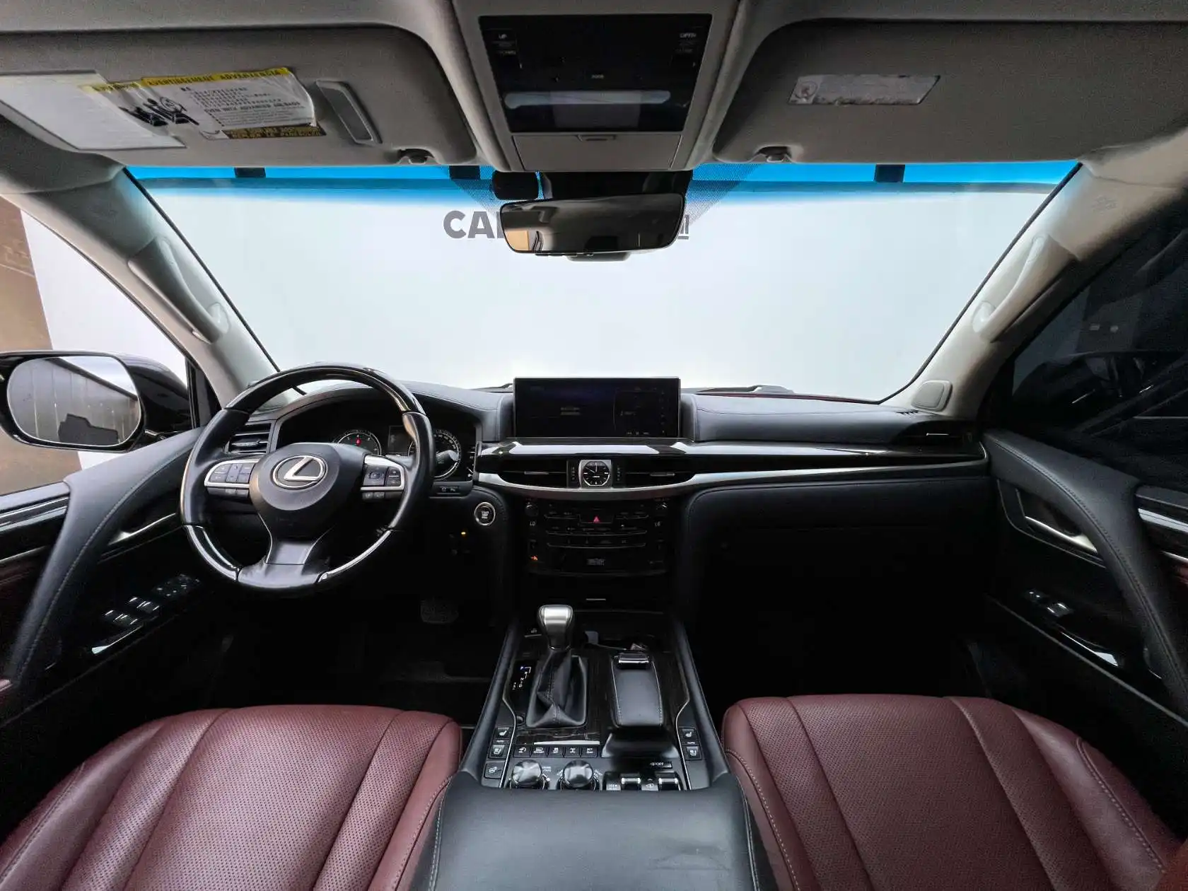 Lexus LX 570, 2025 25