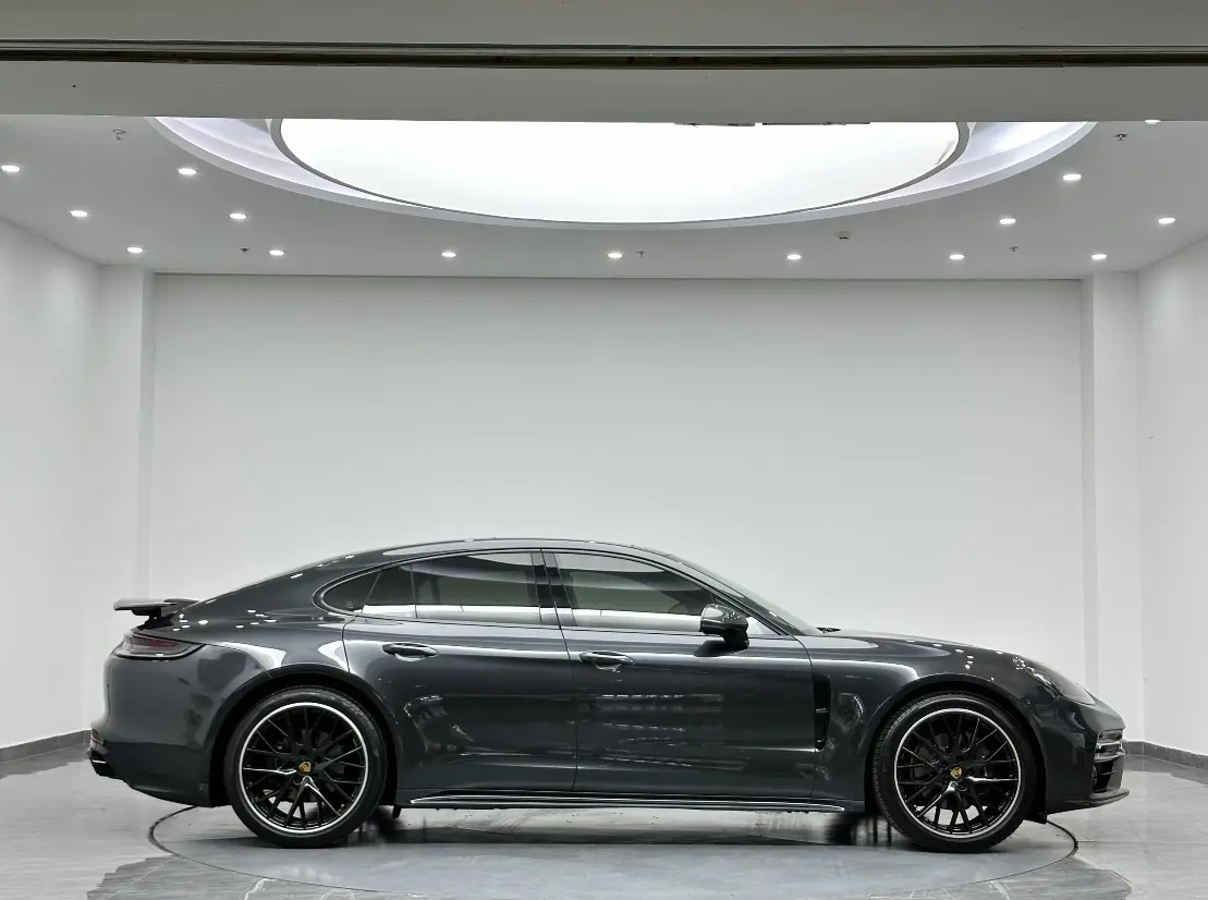 Porsche Panamera, 2023 13