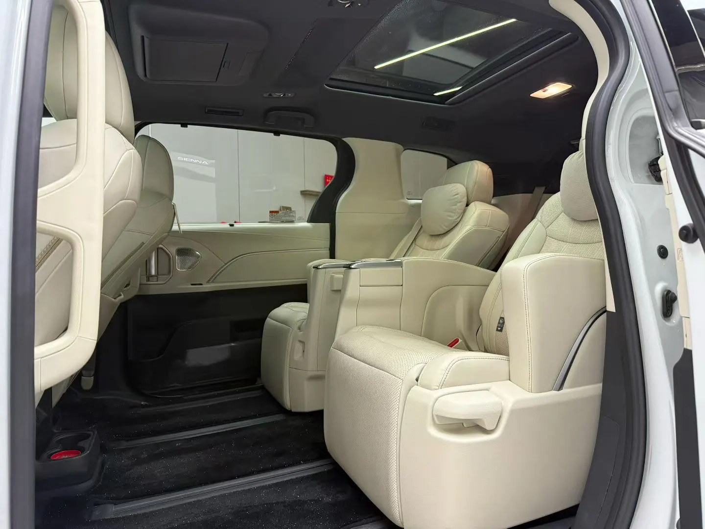 Toyota Sienna, 2024 14