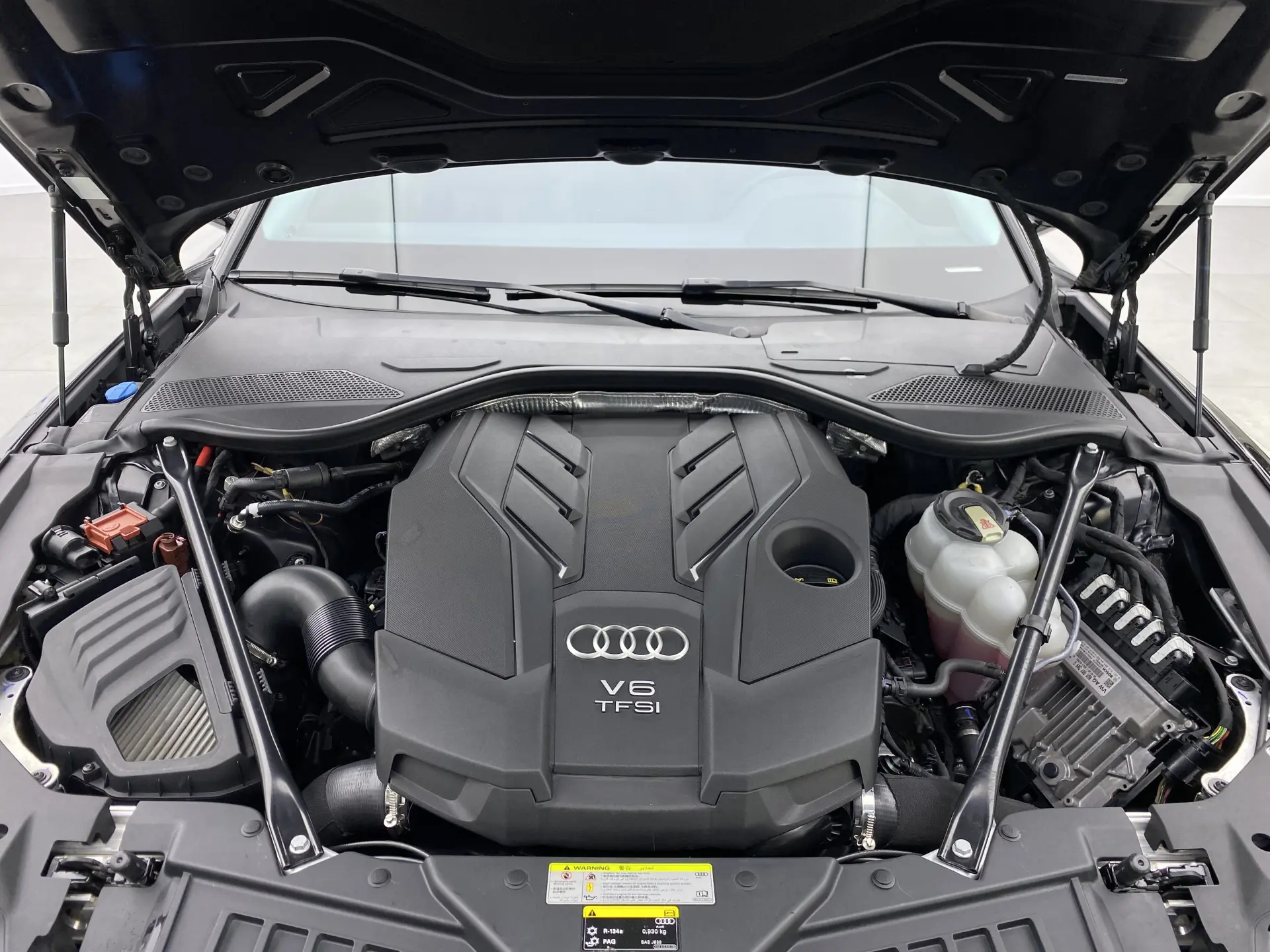 Audi A8L 50 TFSI, 2020 29