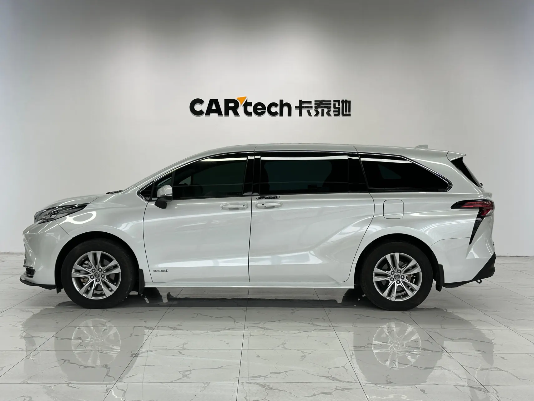Toyota Sienna, 2023 8