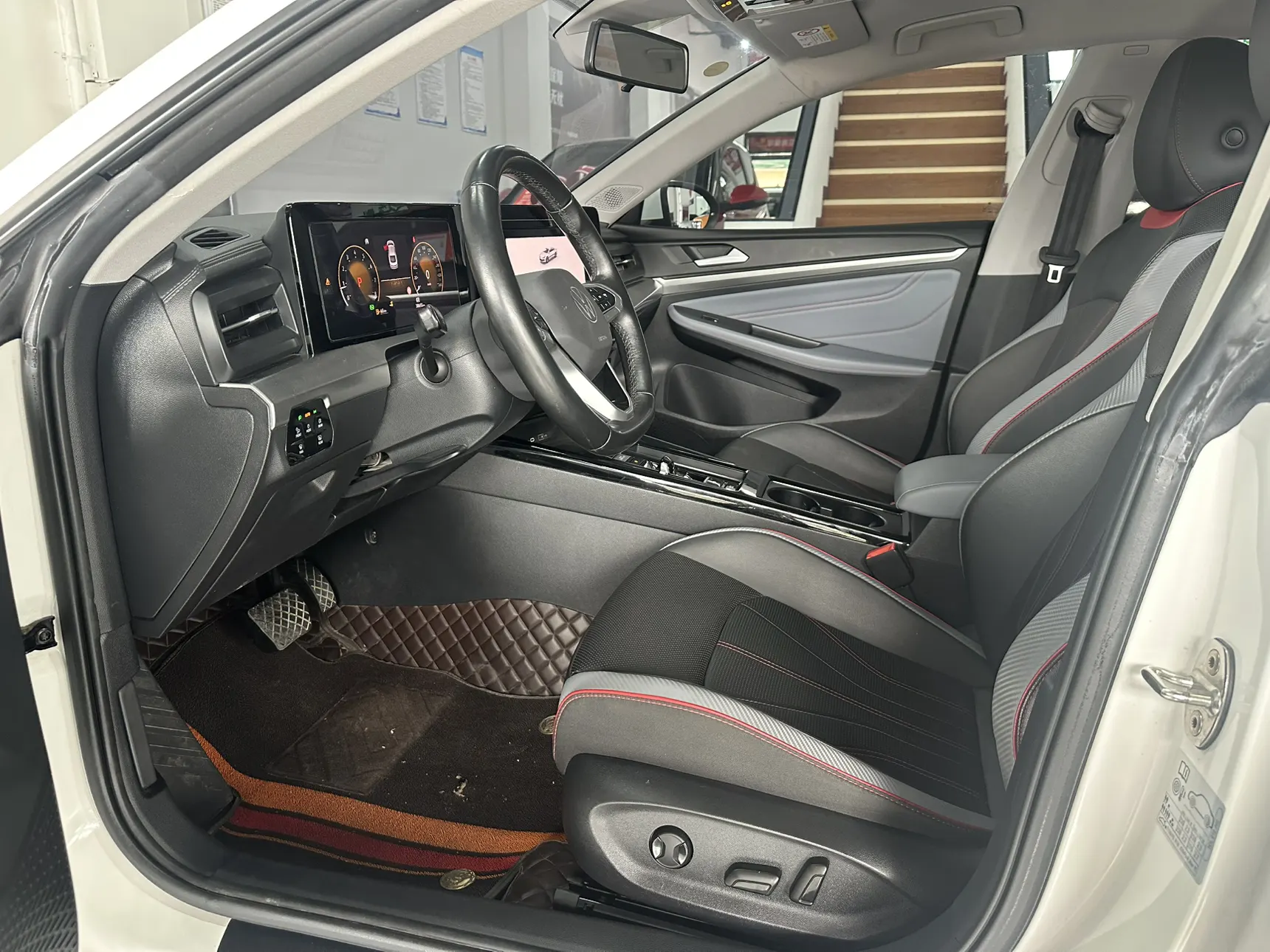 Volkswagen Lamando, 2023 11