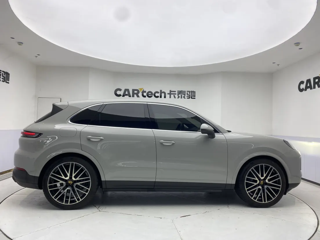 Porsche Cayenne, 2025 4