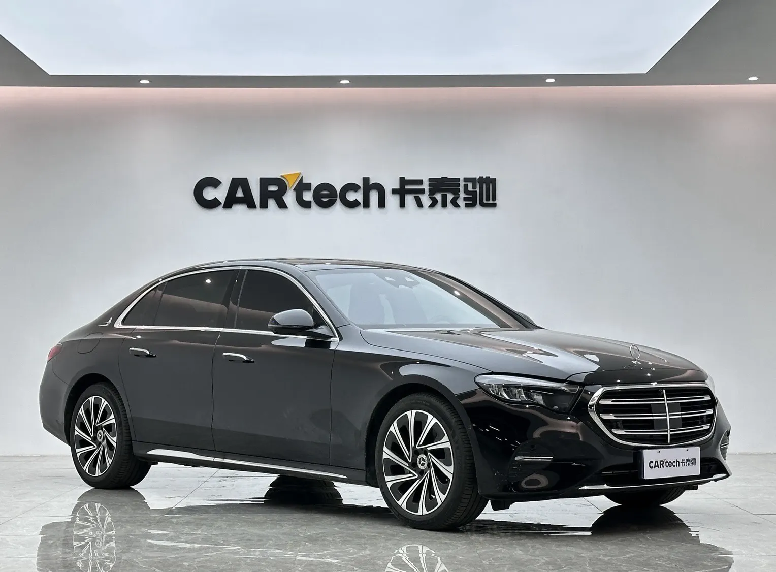 Mercedes-Benz E 300 L, 2025 6