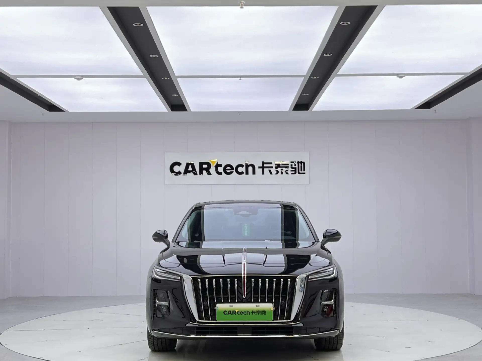Hongqi H5, 2025 3