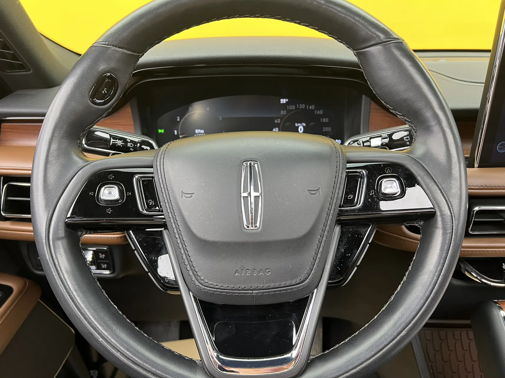 Lincoln Aviator, 2022 17