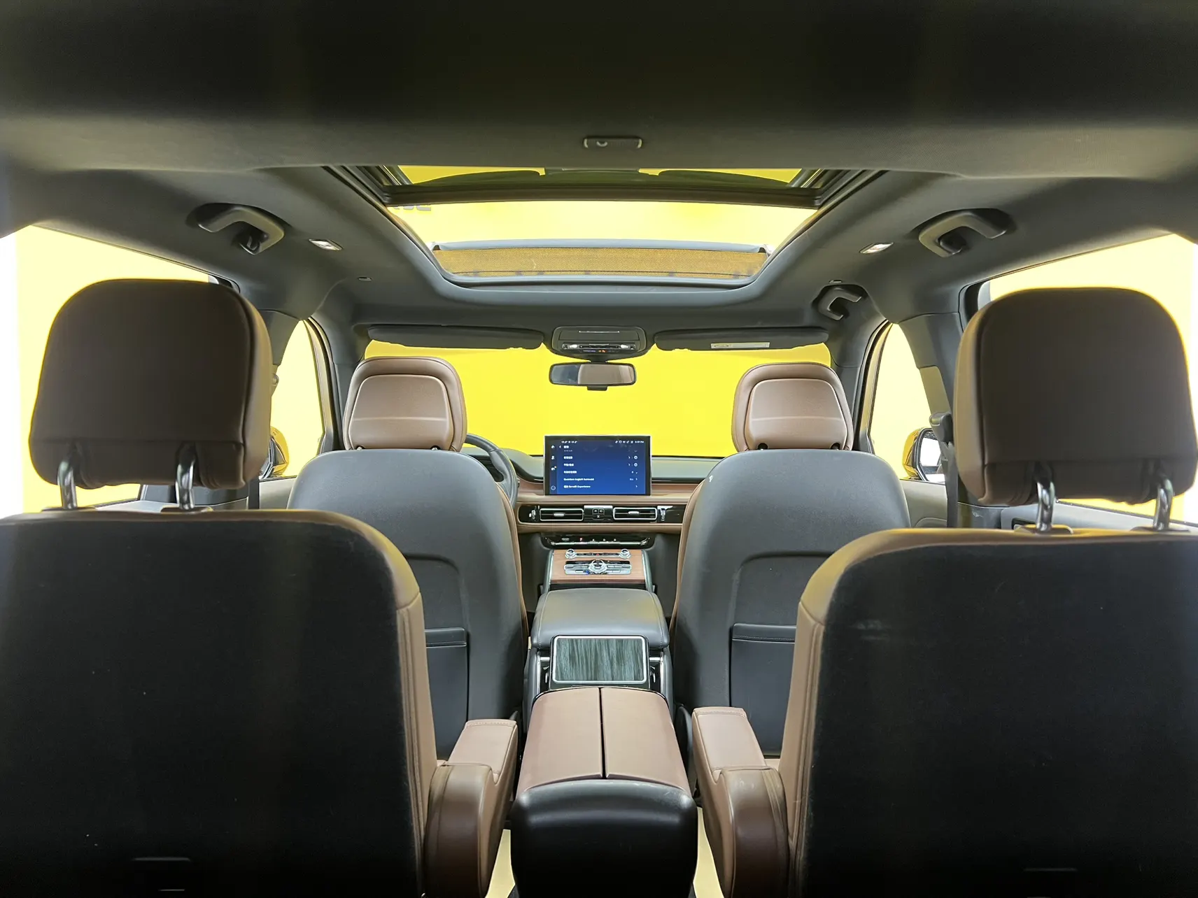 Lincoln Aviator, 2022 43