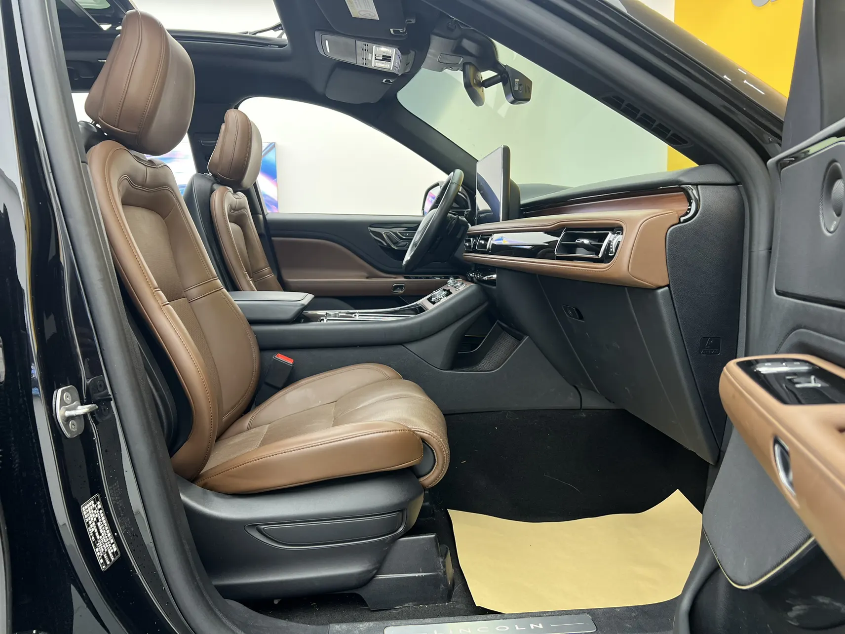 Lincoln Aviator, 2022 21