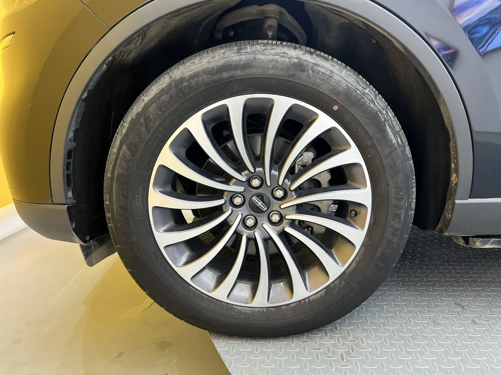 Lincoln Aviator, 2022 10
