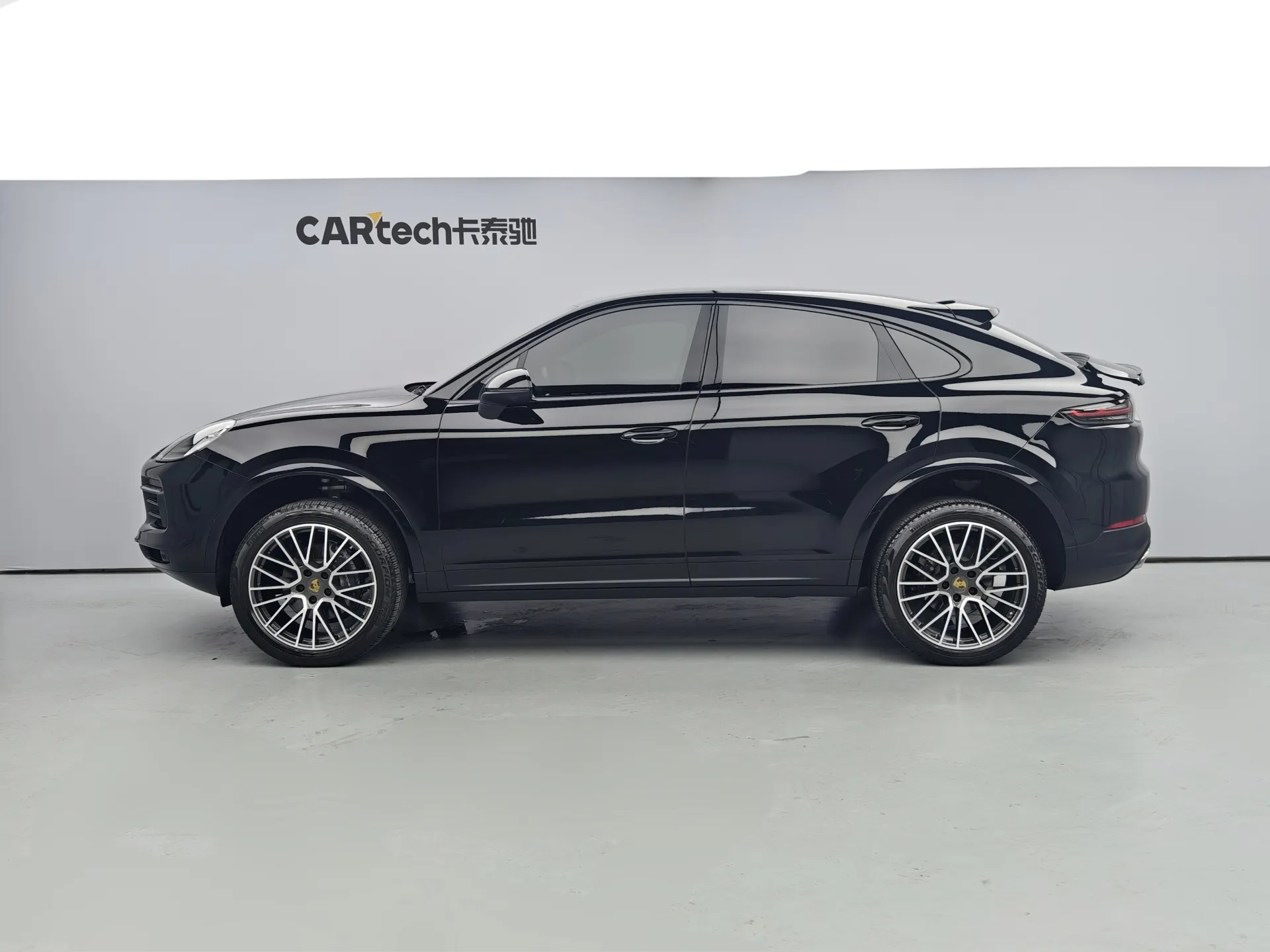 Porsche Cayenne, 2020 все фото