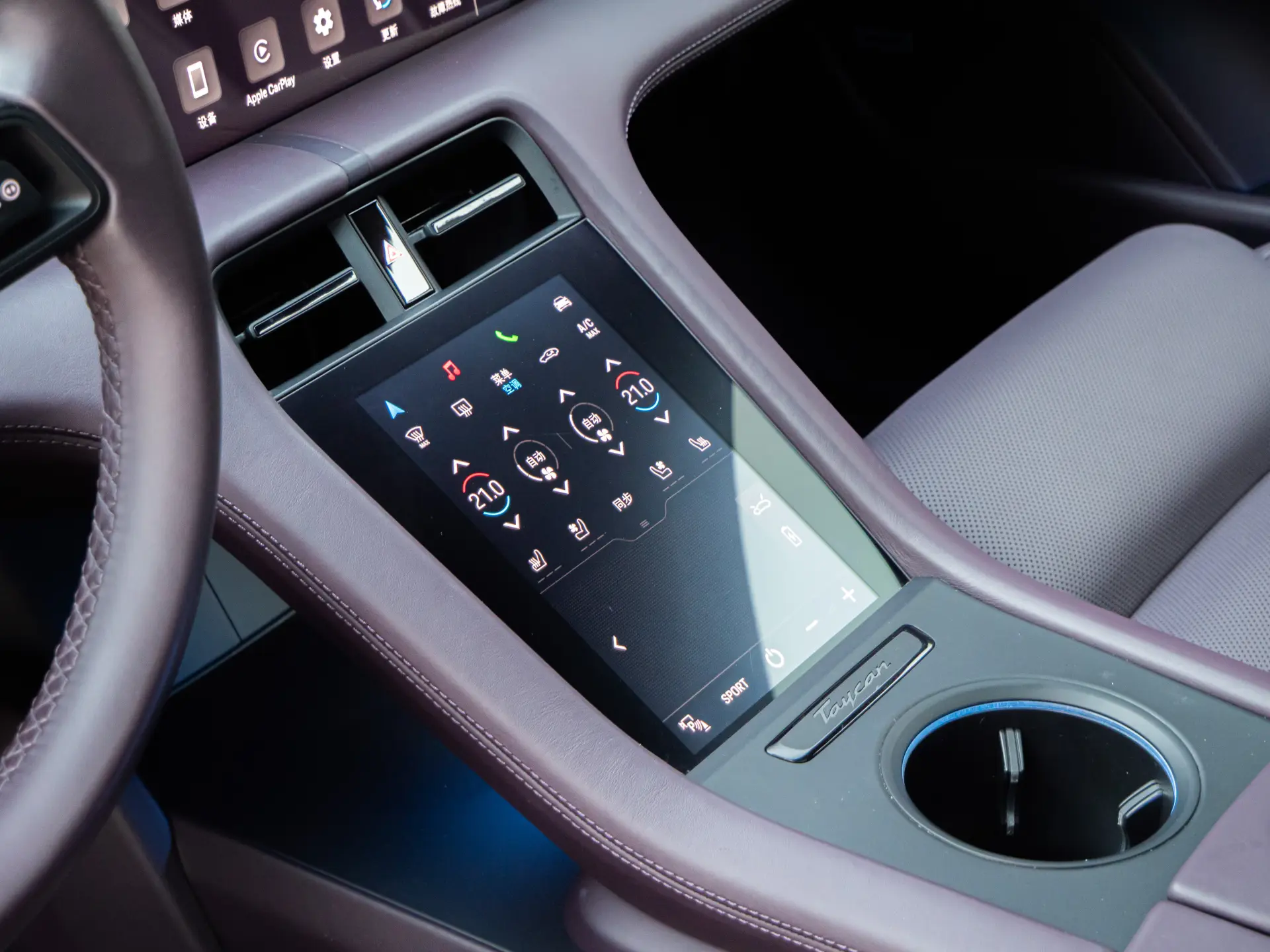 Porsche Taycan, 2021 22
