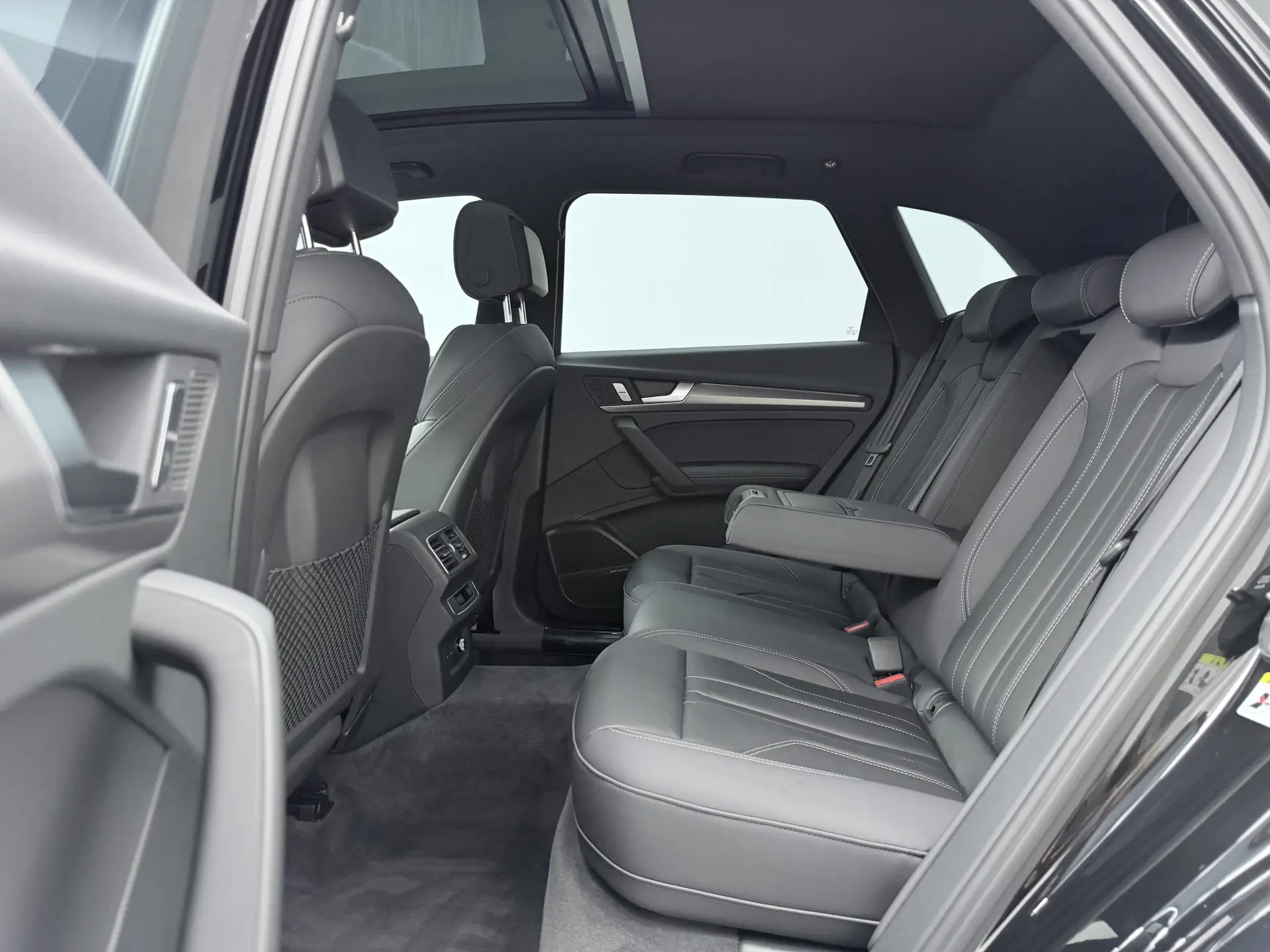 Audi Q5L 45 TFSI, 2024 22
