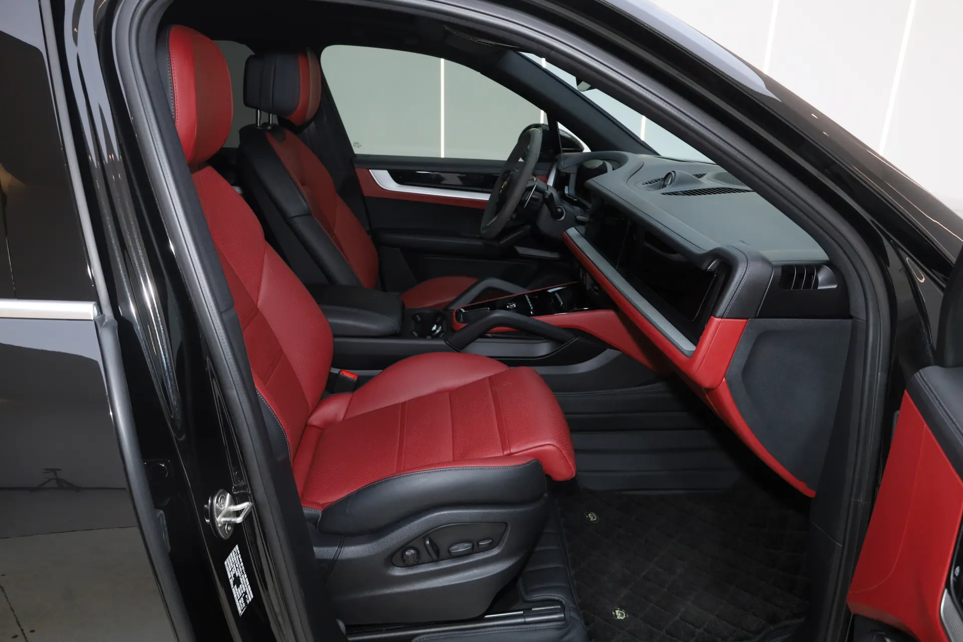 Porsche Cayenne, 2024 18