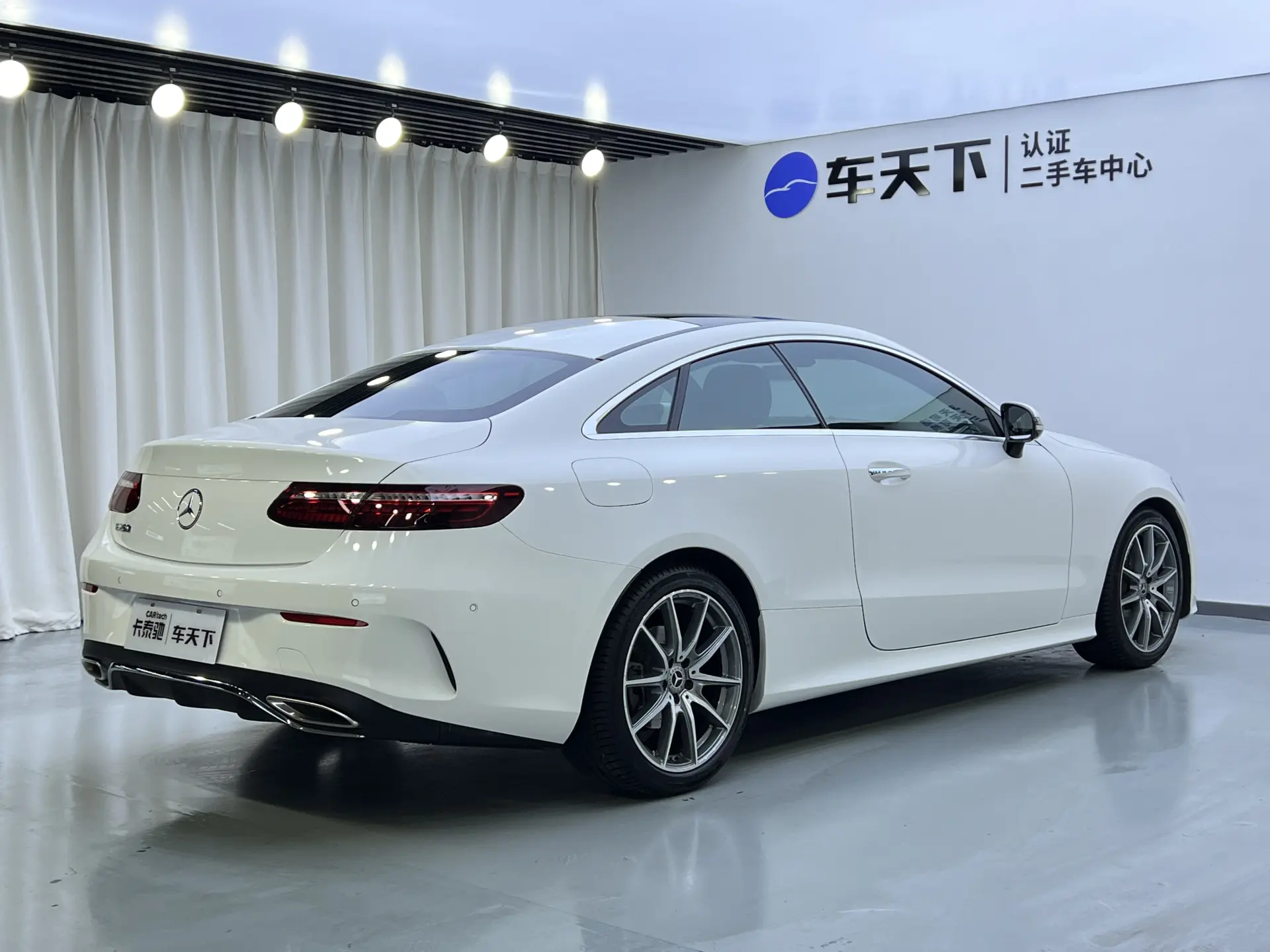 Mercedes-Benz E 260, 2023 4