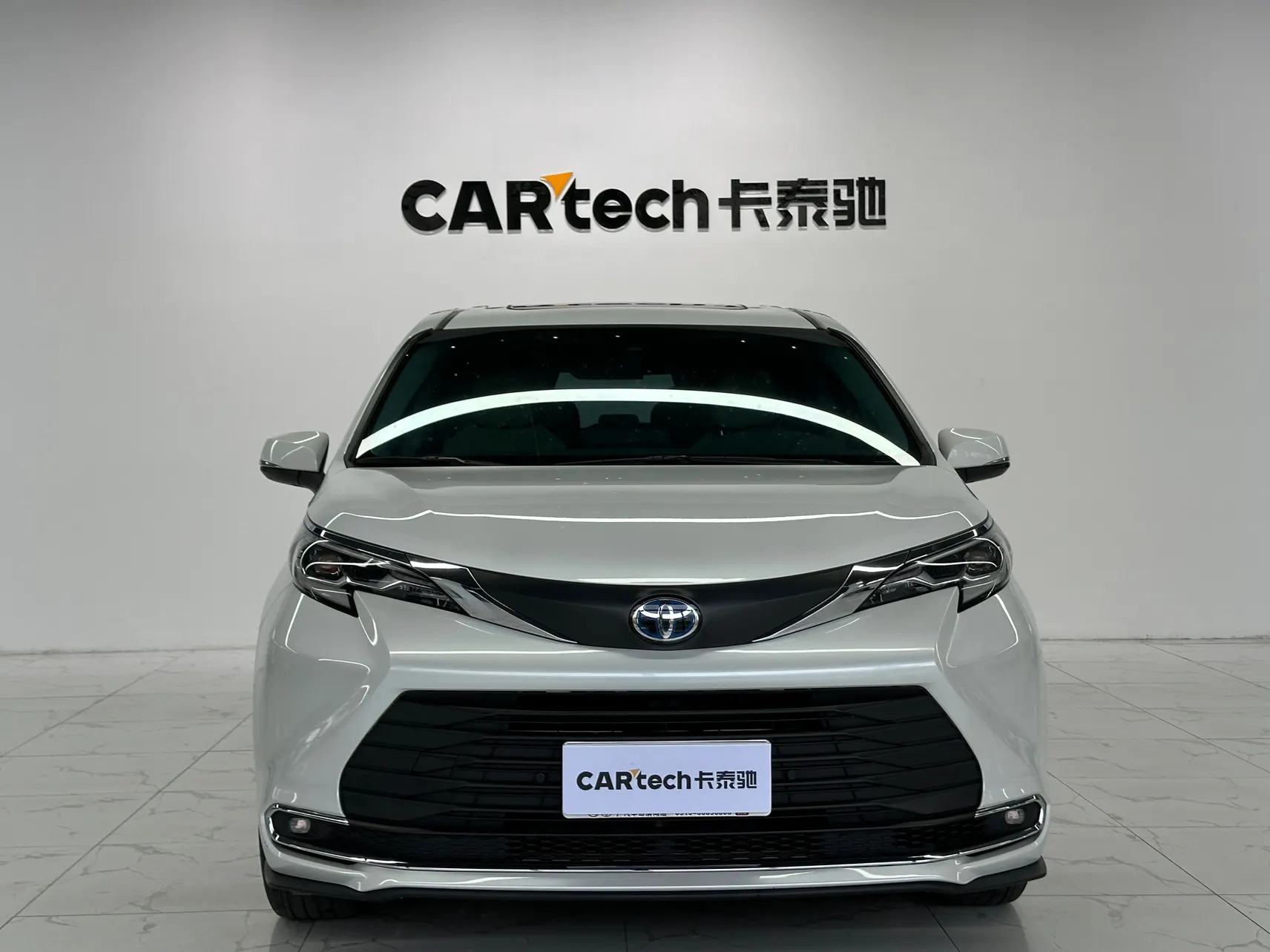 Toyota Sienna, 2023 3