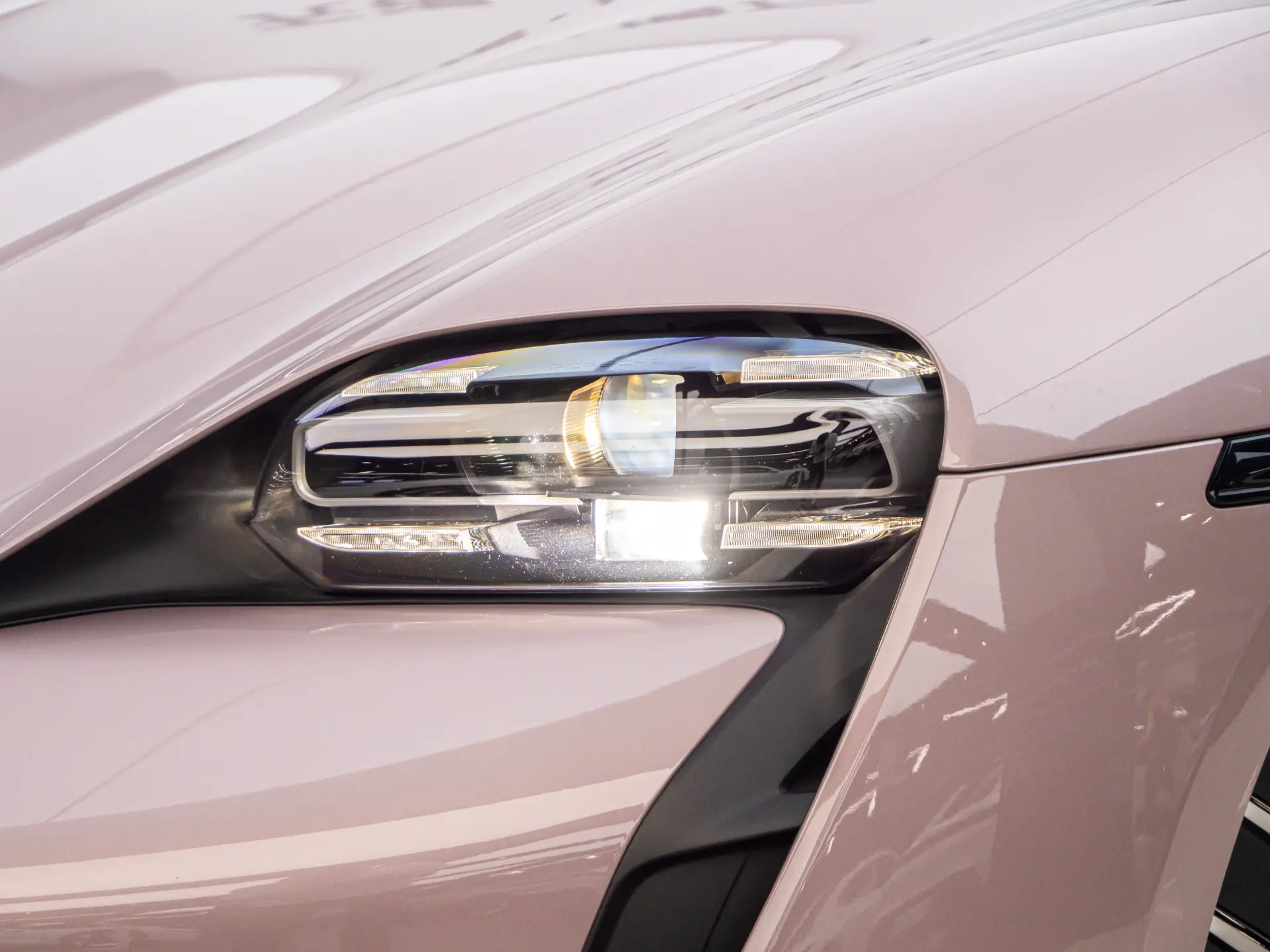Porsche Taycan, 2021 7