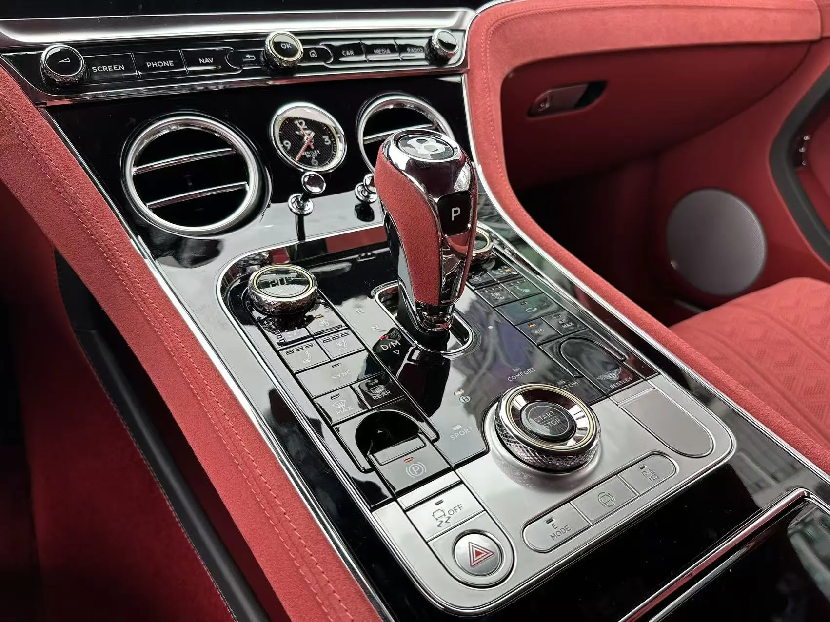 Bentley Continental GT, 2025 9