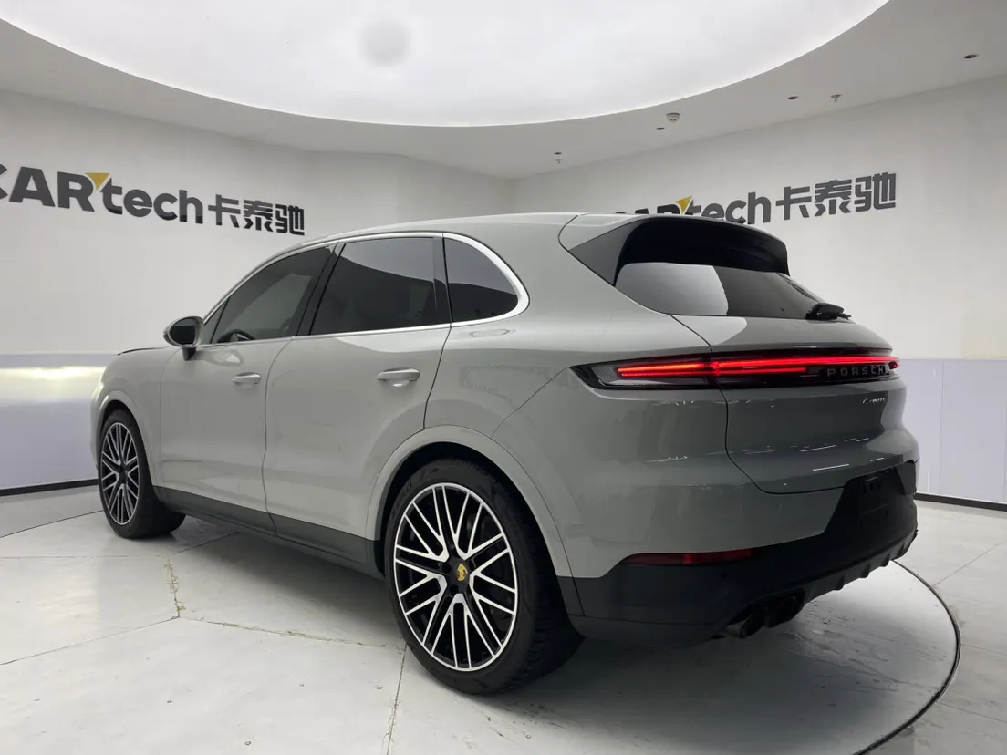 Porsche Cayenne, 2025 7