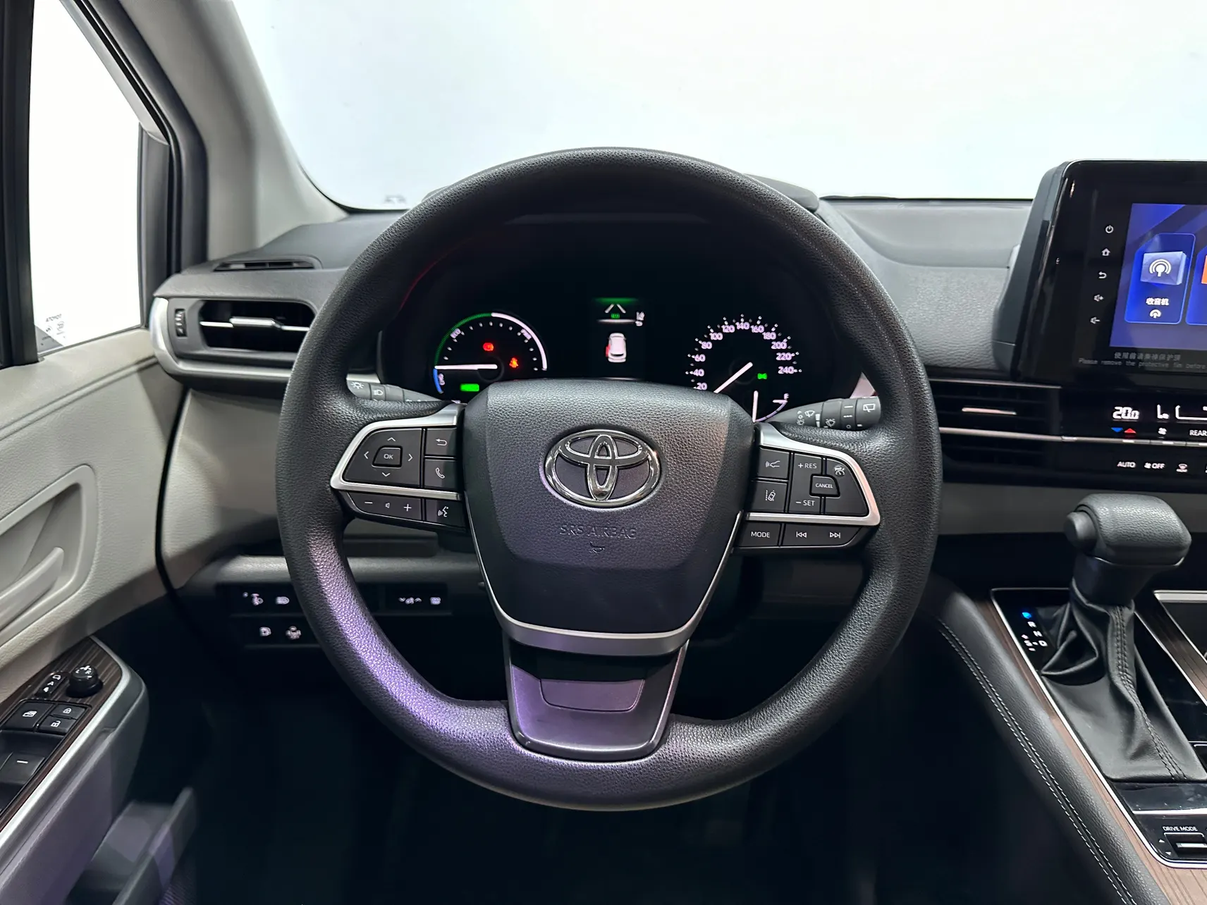 Toyota Sienna, 2023 16
