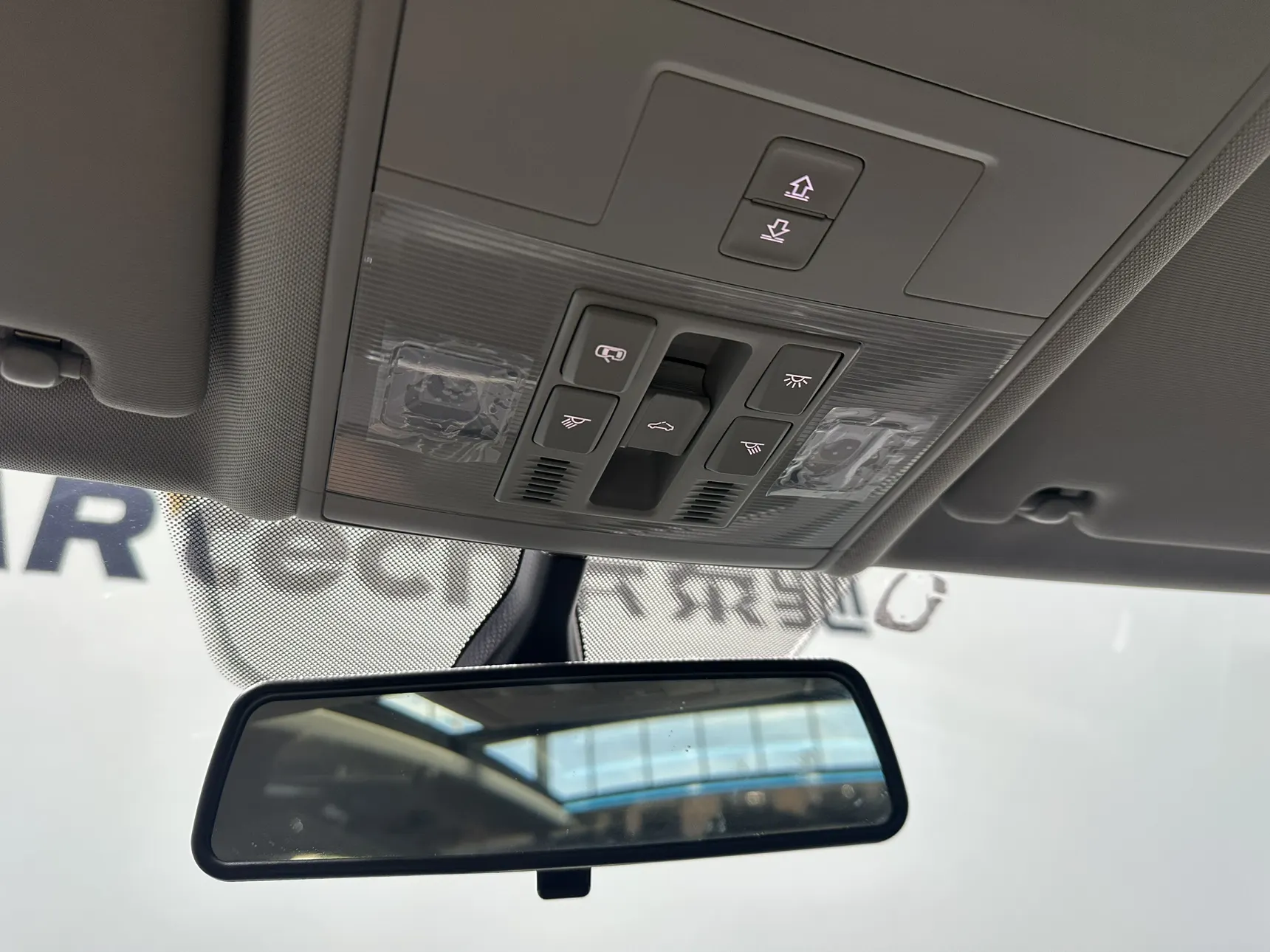 Volkswagen Tiguan L, 2023 24